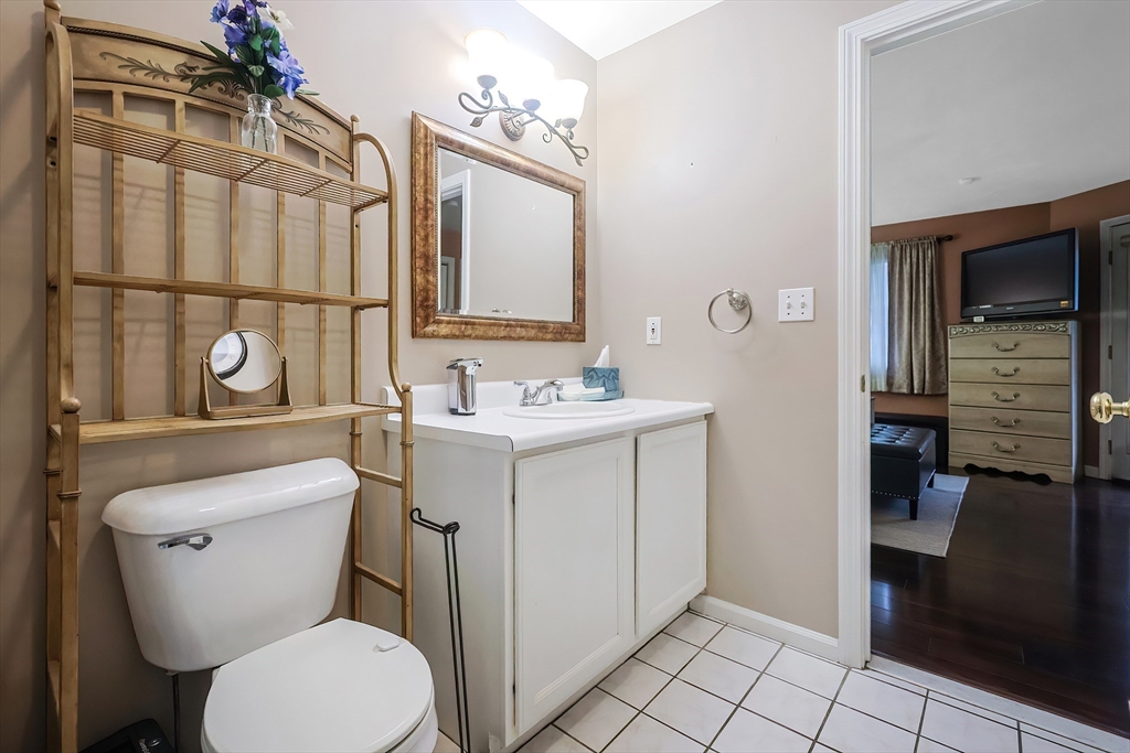 22 Highfield Rd Unit B