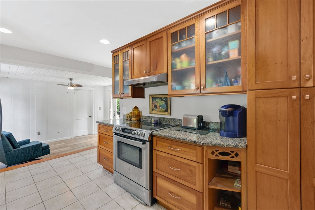 94 Fenimore Blvd