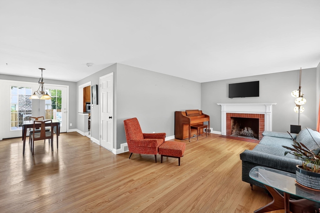 94 Fenimore Blvd