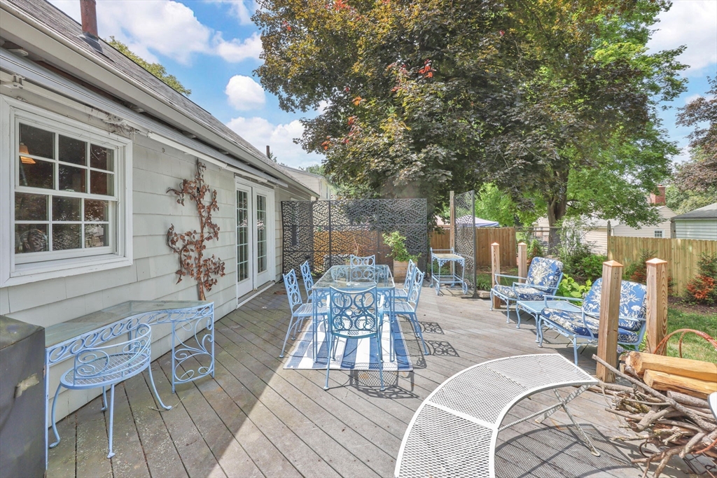 94 Fenimore Blvd