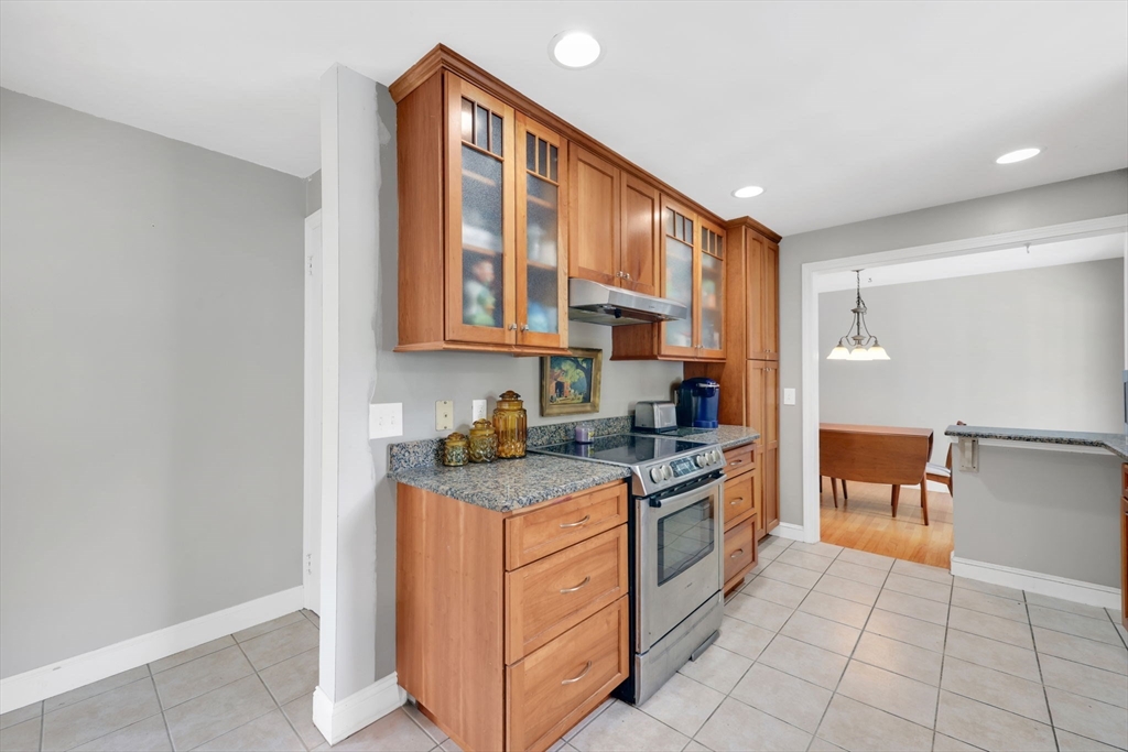 94 Fenimore Blvd