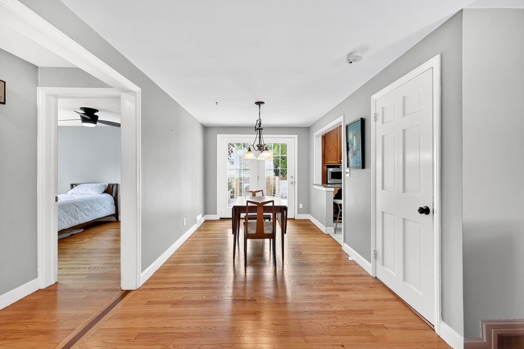 94 Fenimore Blvd