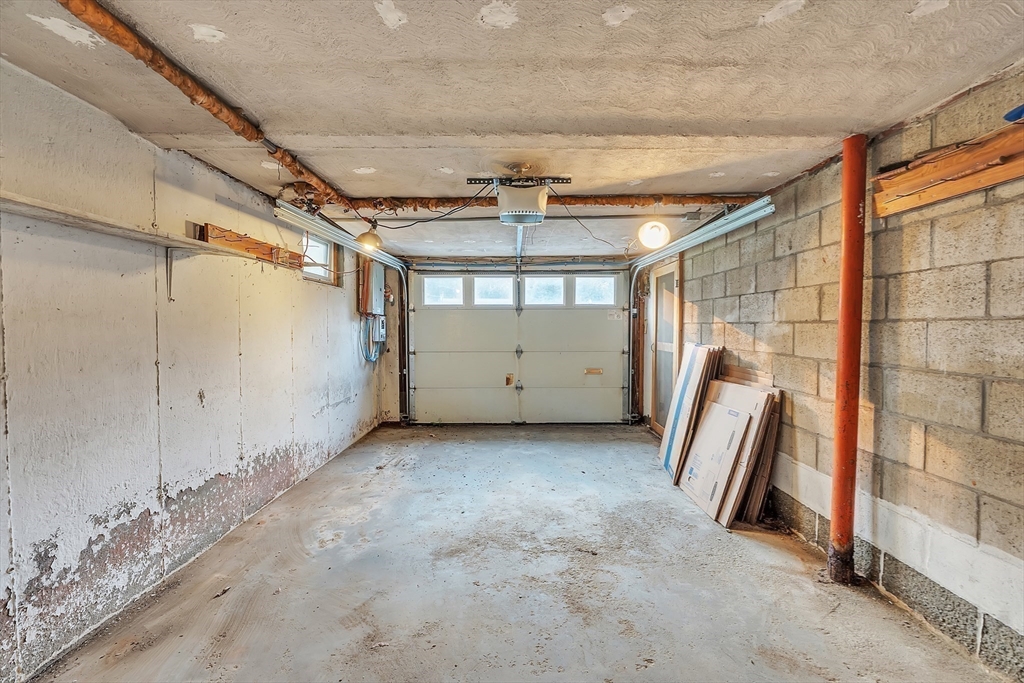 105 Wyoming Dr