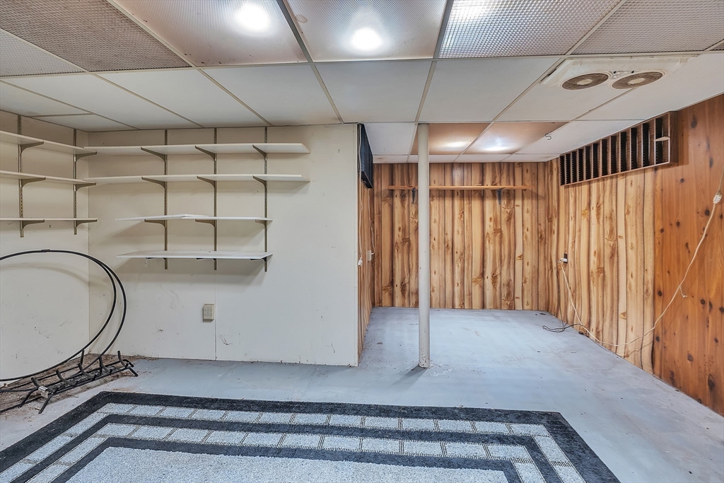 105 Wyoming Dr