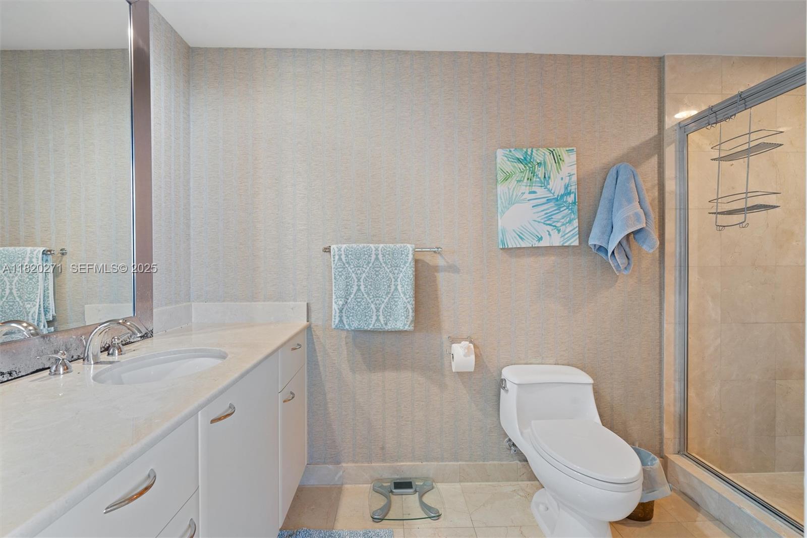 1600 S Ocean Boulevard 402, Lauderdale-By-The-Sea Unit: 402