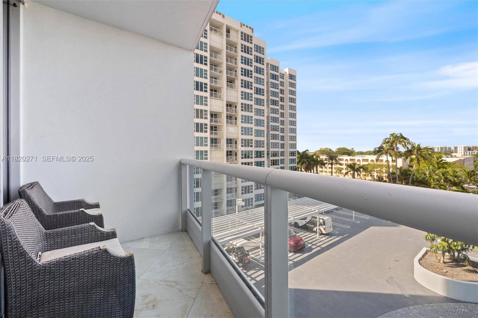 1600 S Ocean Boulevard 402, Lauderdale-By-The-Sea Unit: 402