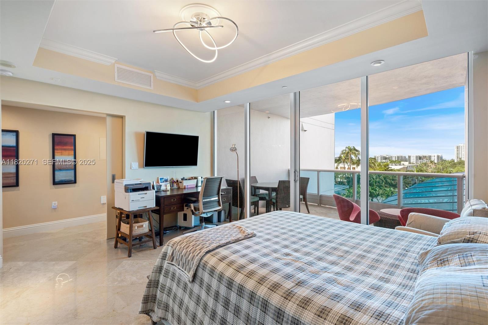 1600 S Ocean Boulevard 402, Lauderdale-By-The-Sea Unit: 402