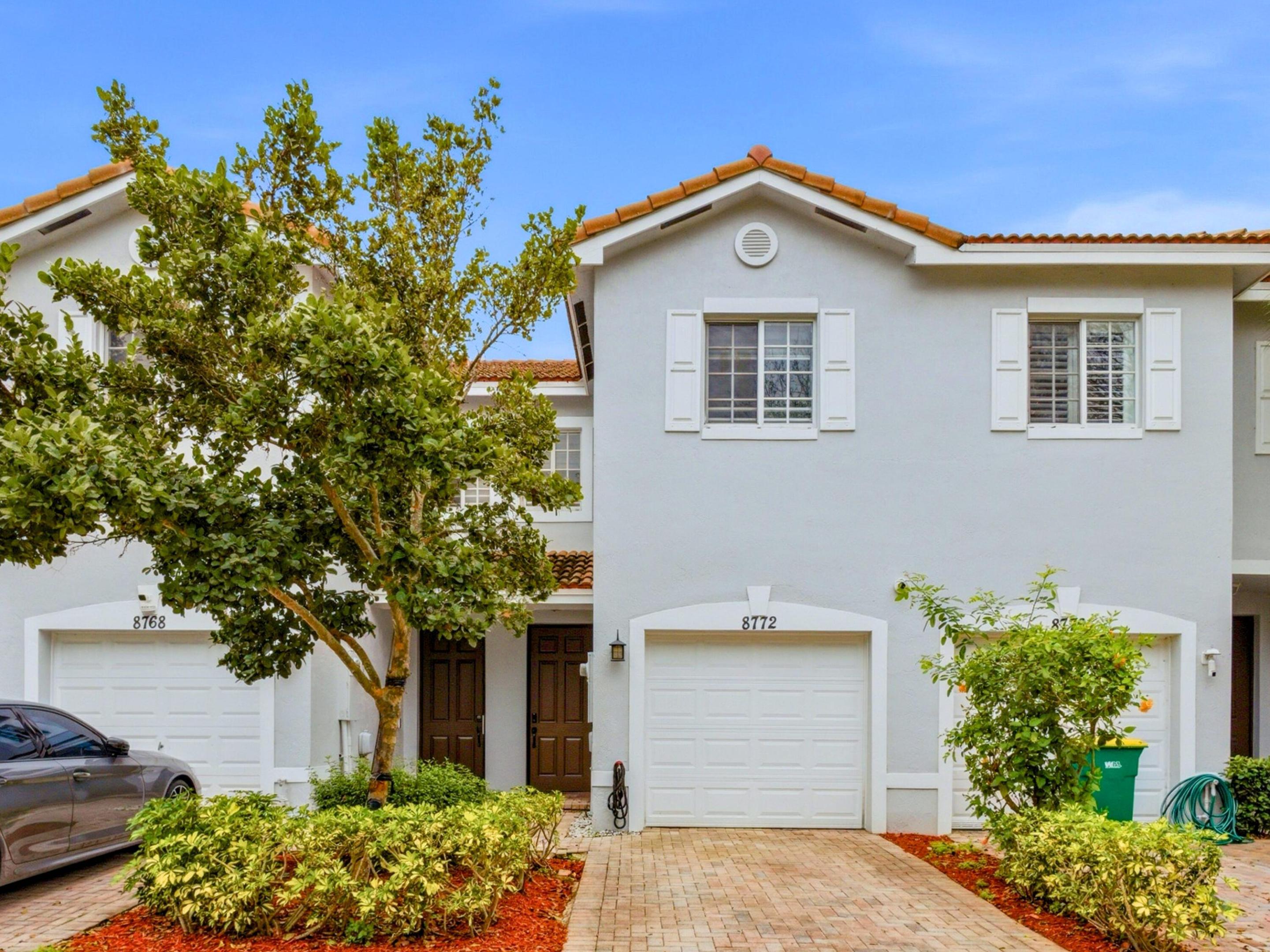 8772 Cypress Walk Court