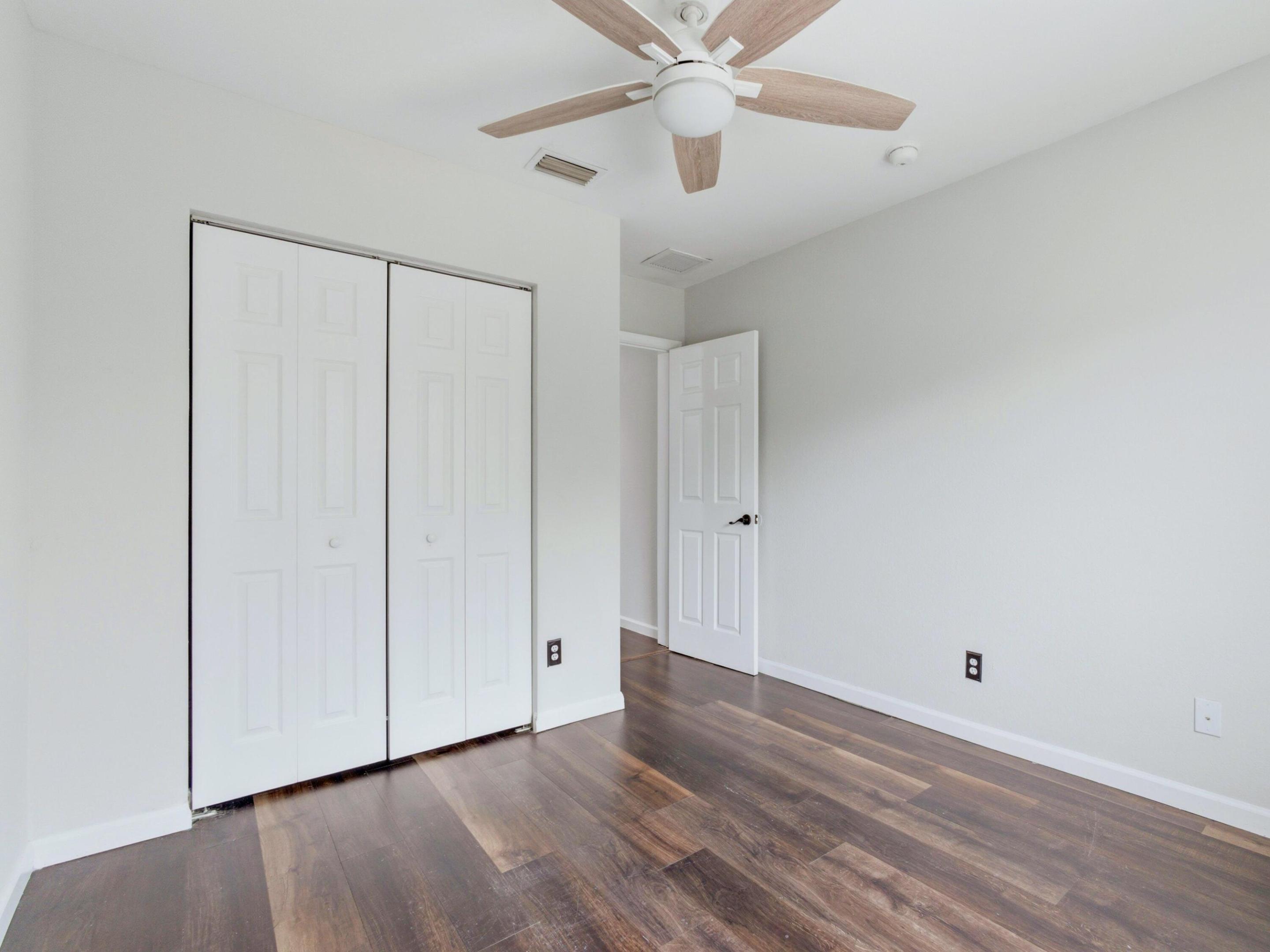 8772 Cypress Walk Court