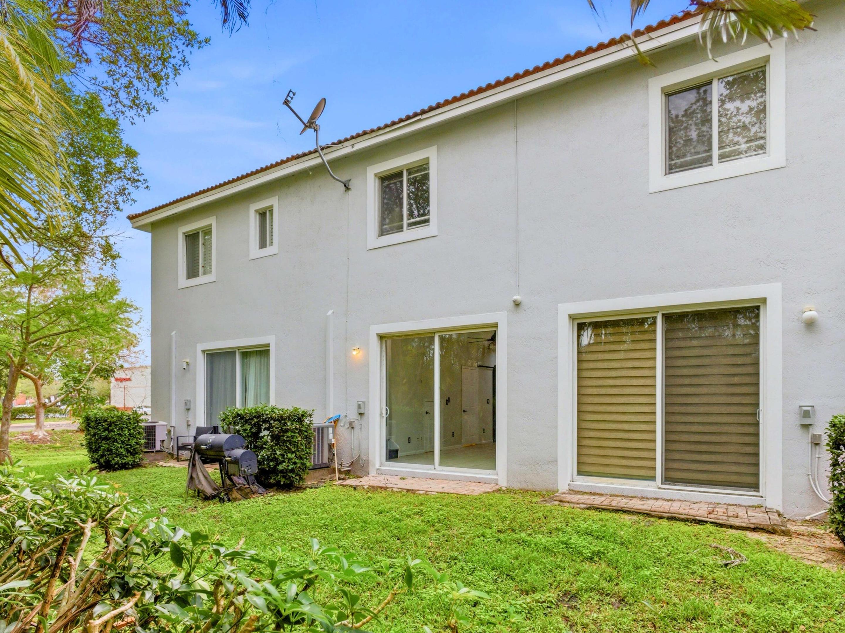8772 Cypress Walk Court