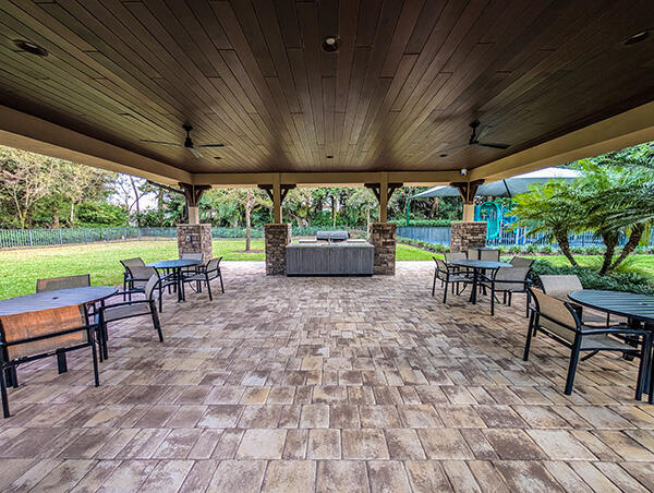 8723 Grand Prix Lane