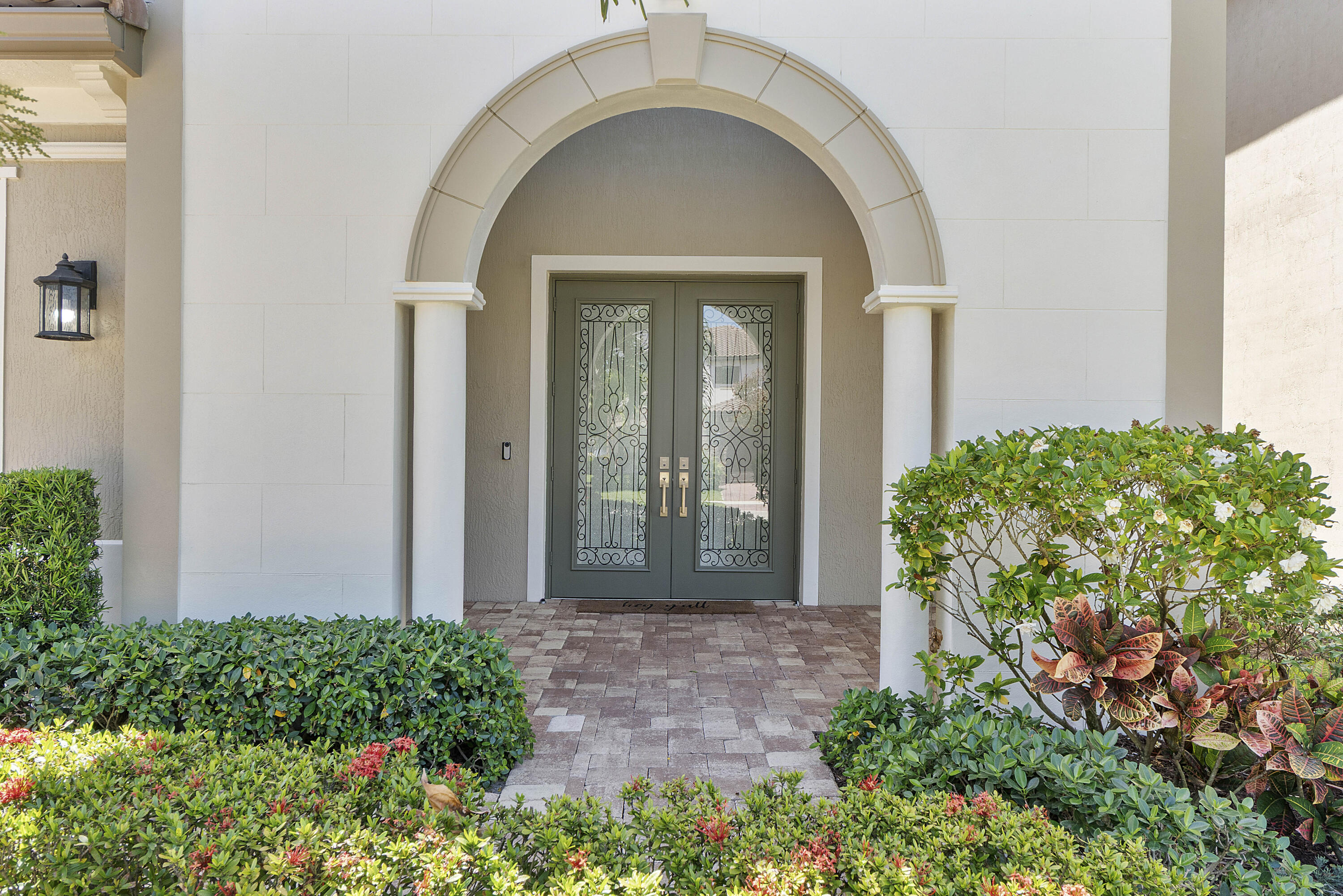 8723 Grand Prix Lane