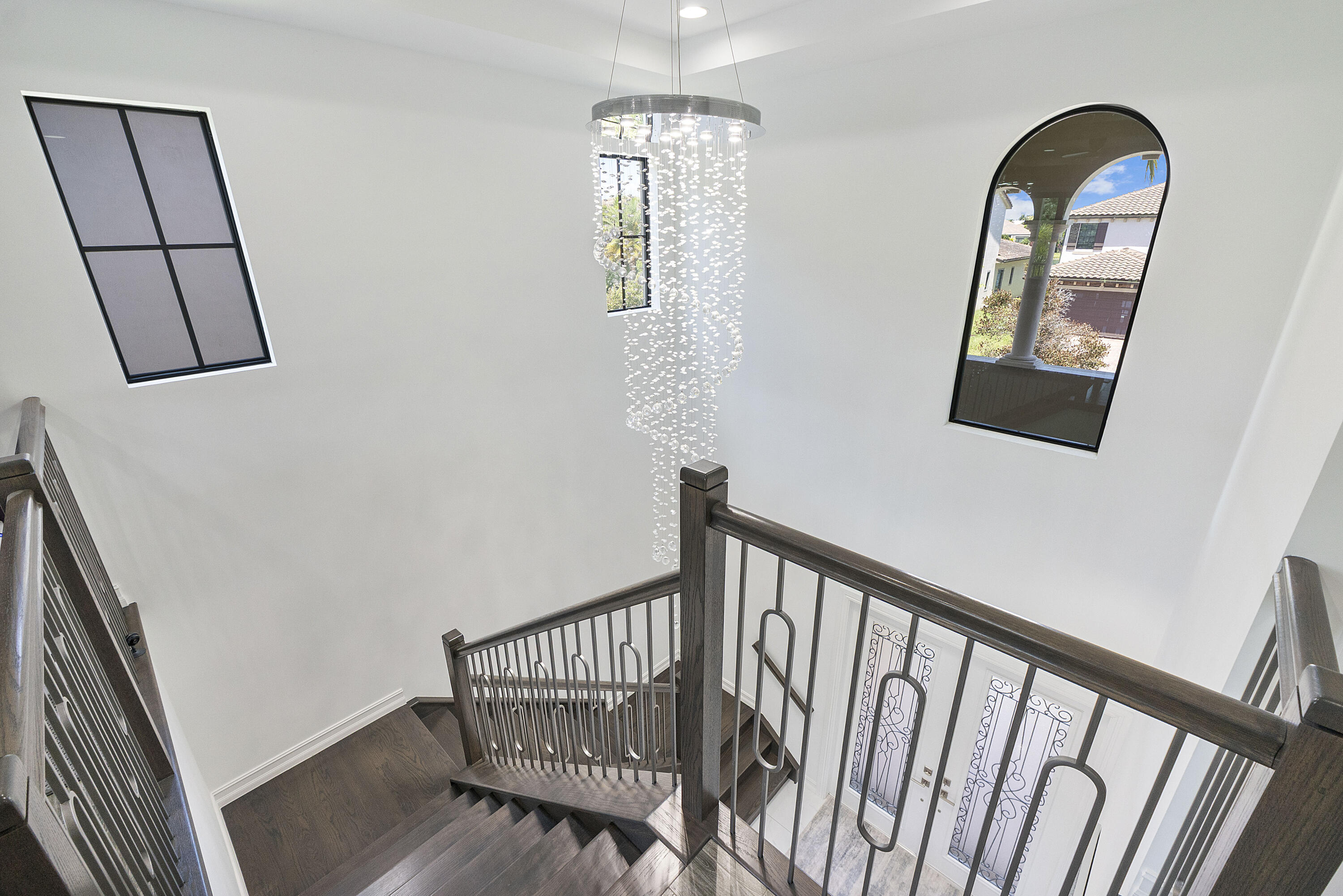8723 Grand Prix Lane