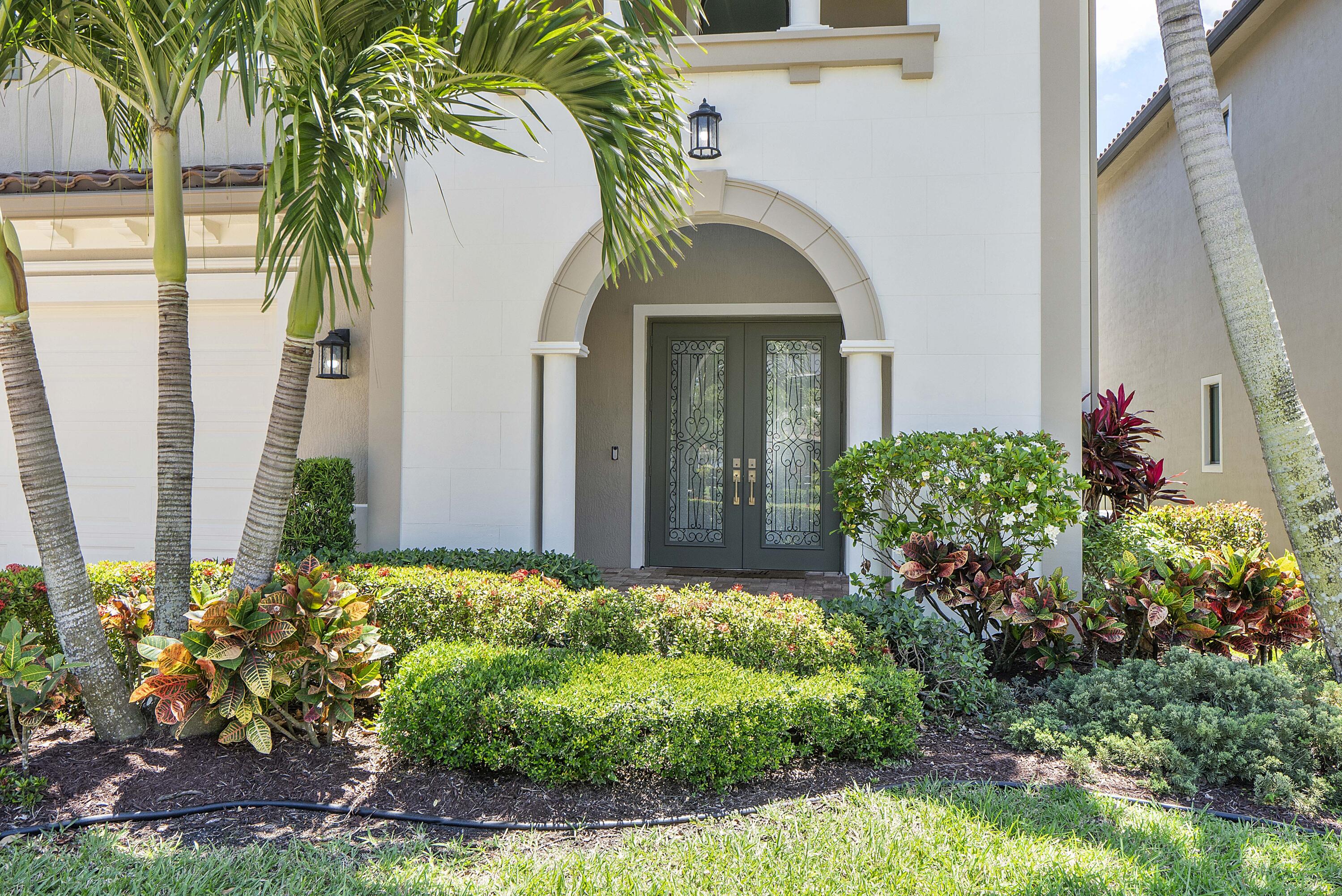 8723 Grand Prix Lane