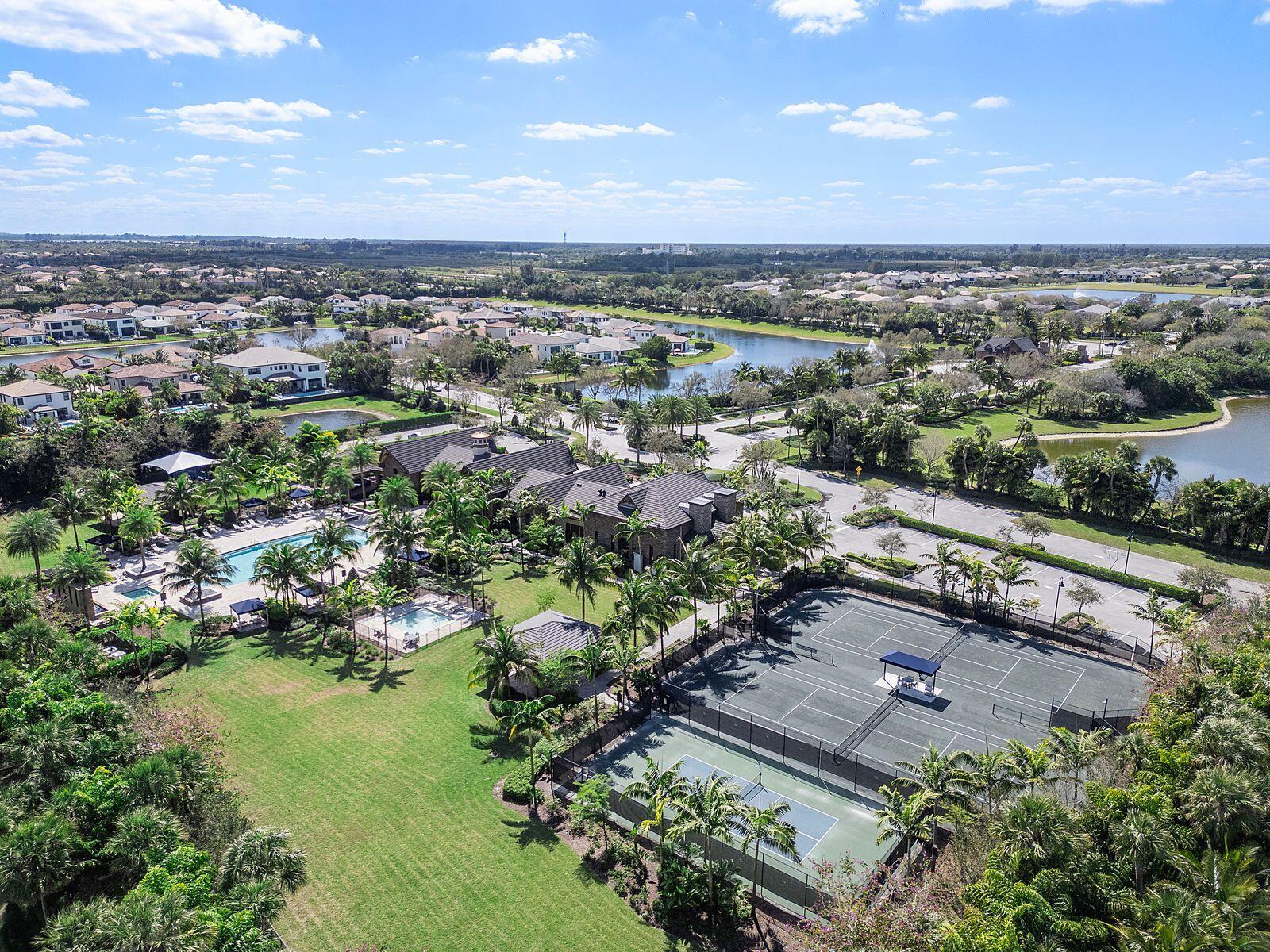 8723 Grand Prix Lane