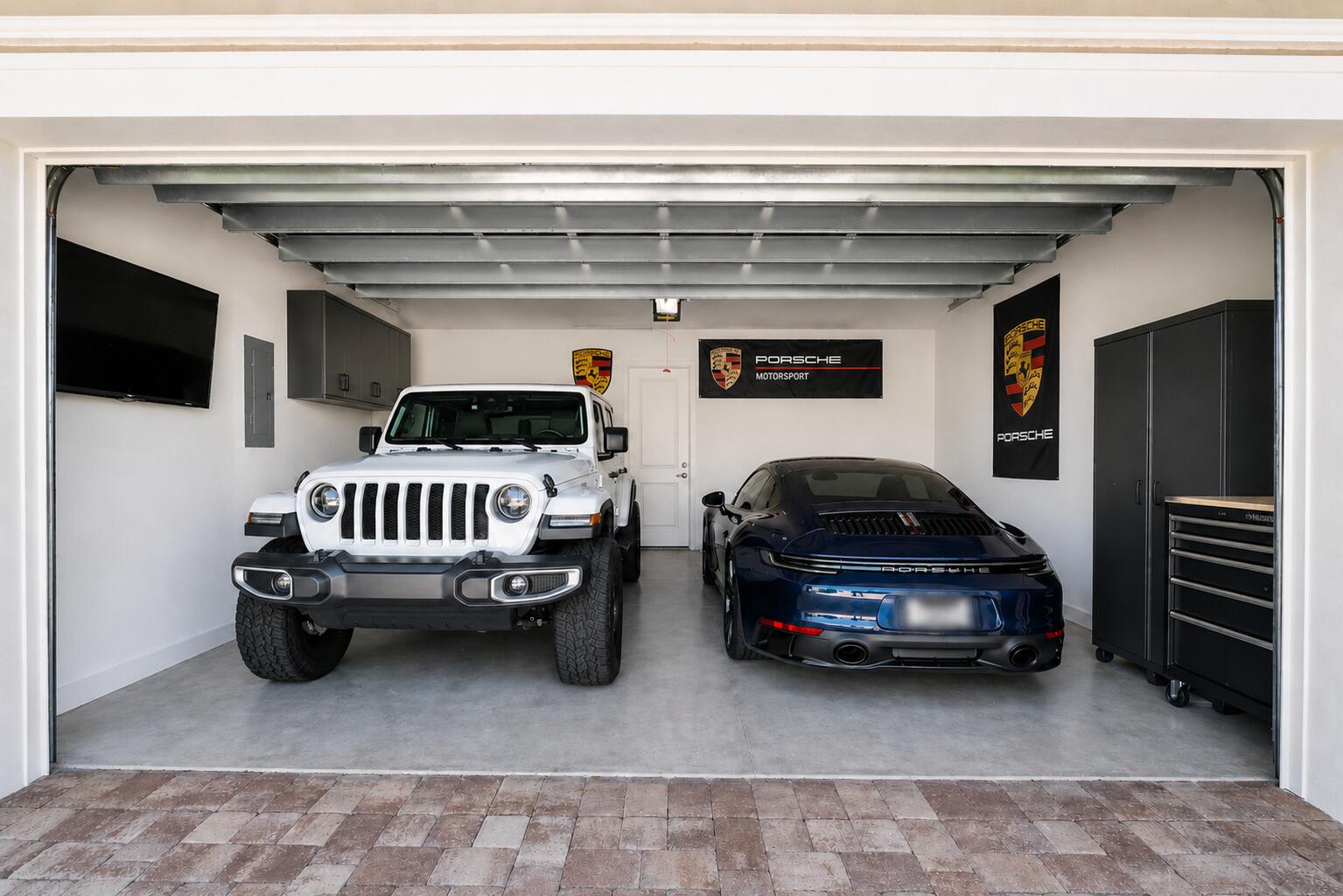 8723 Grand Prix Lane
