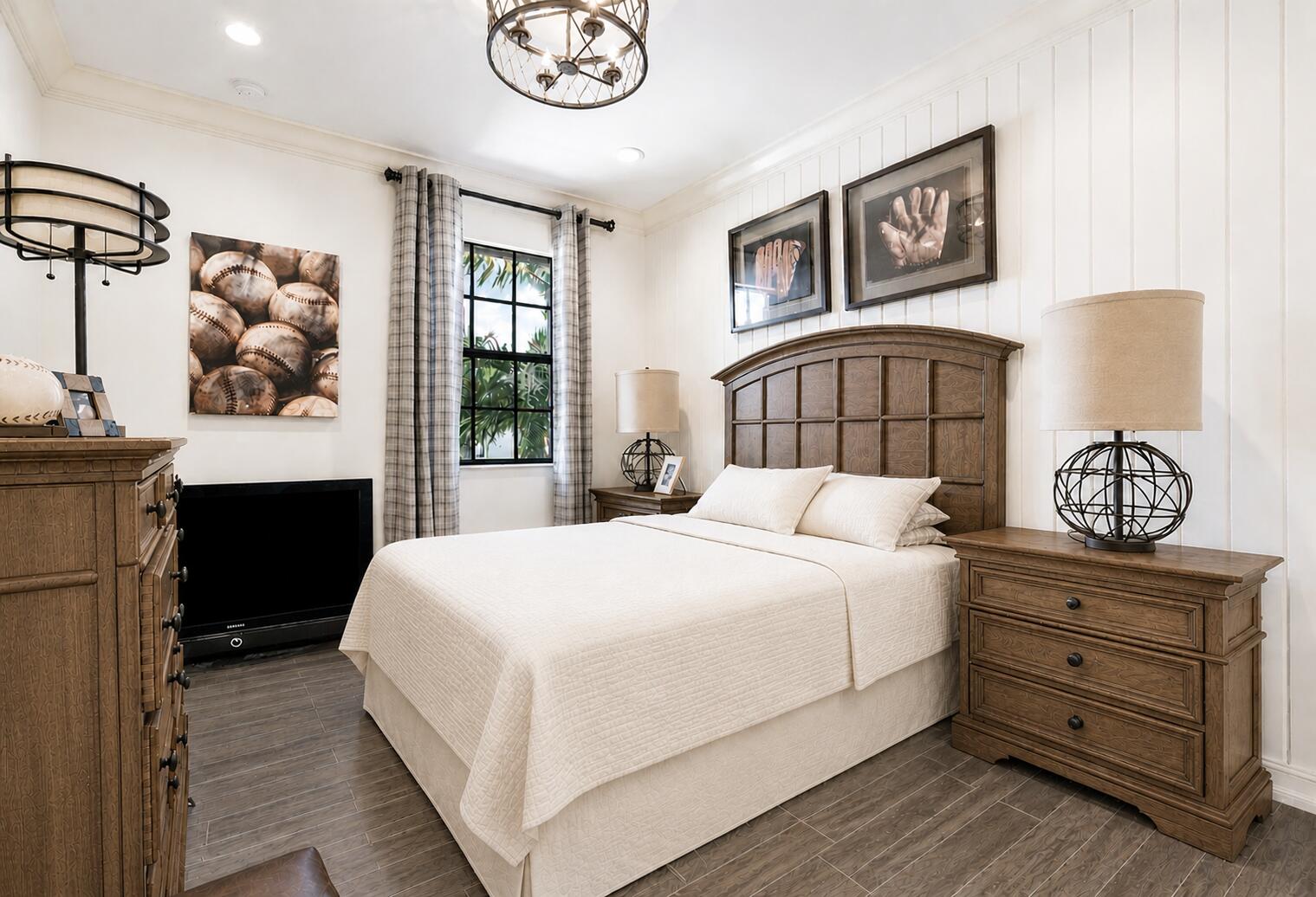 8723 Grand Prix Lane