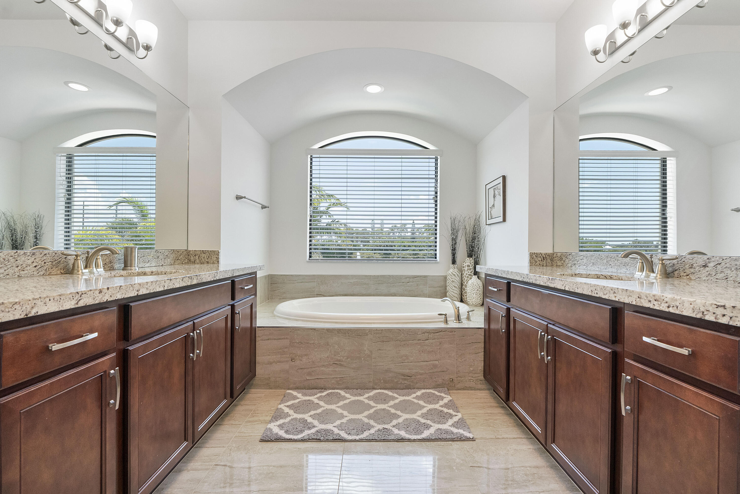 8723 Grand Prix Lane