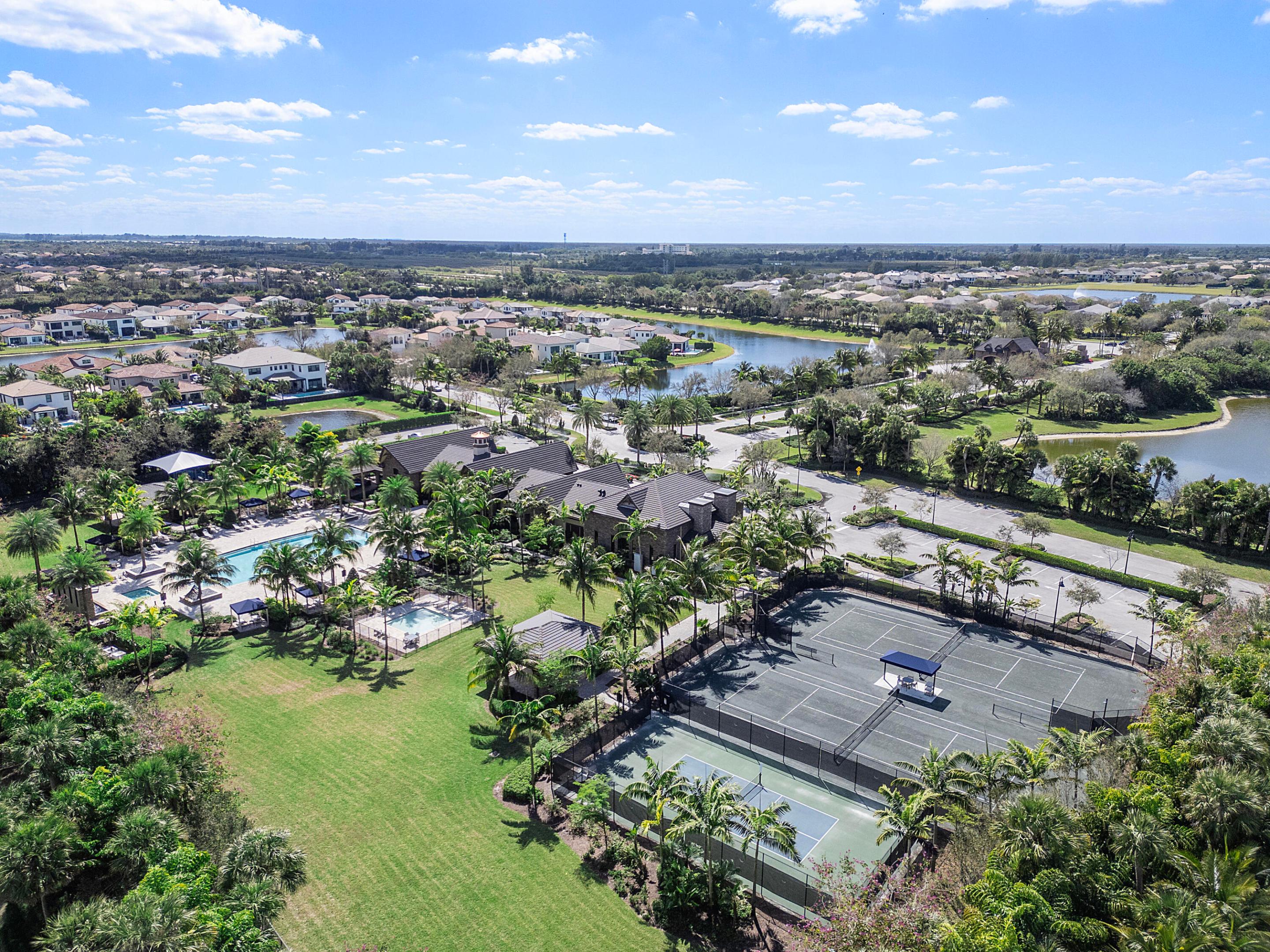 8723 Grand Prix Lane