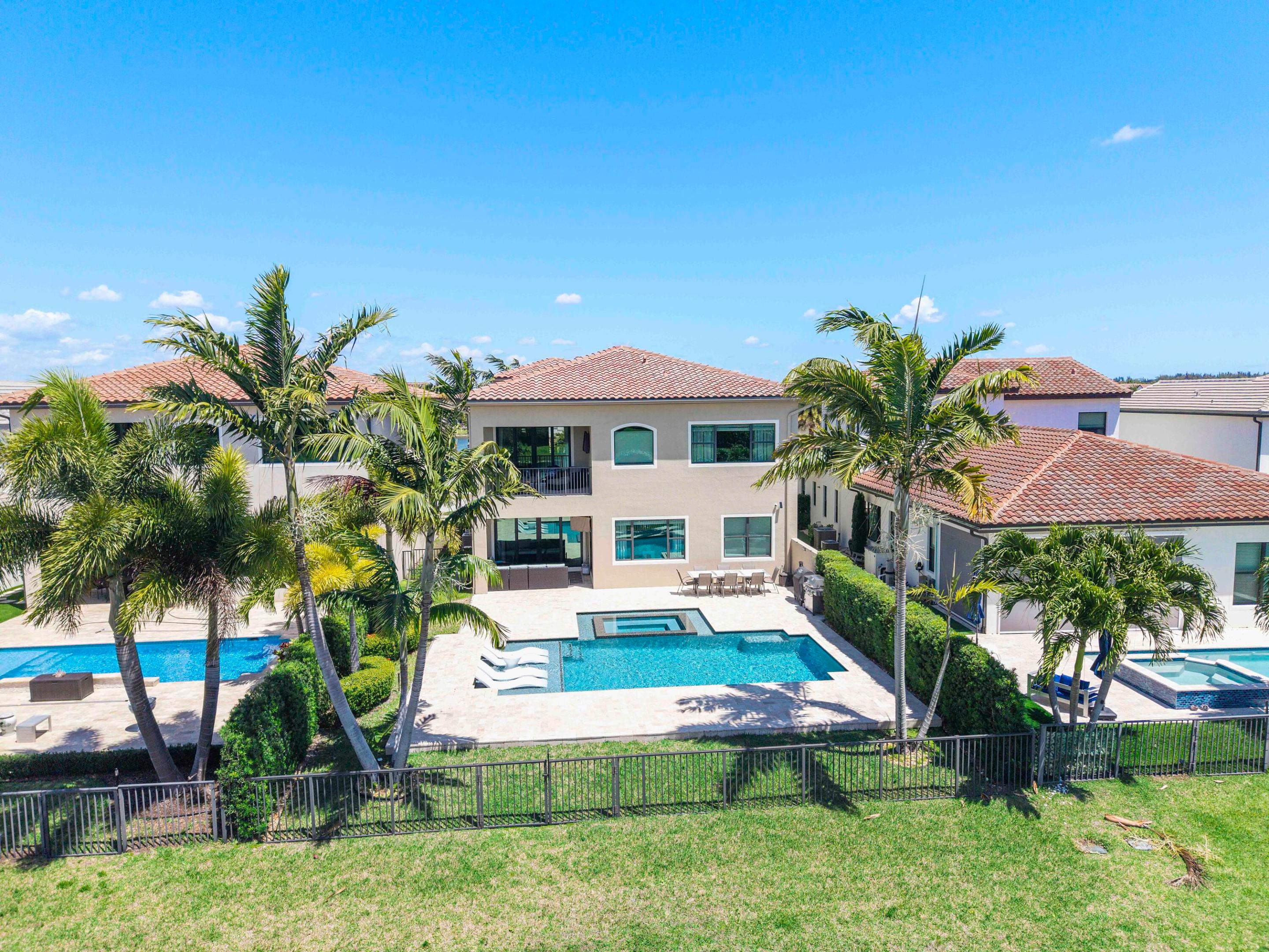 8723 Grand Prix Lane