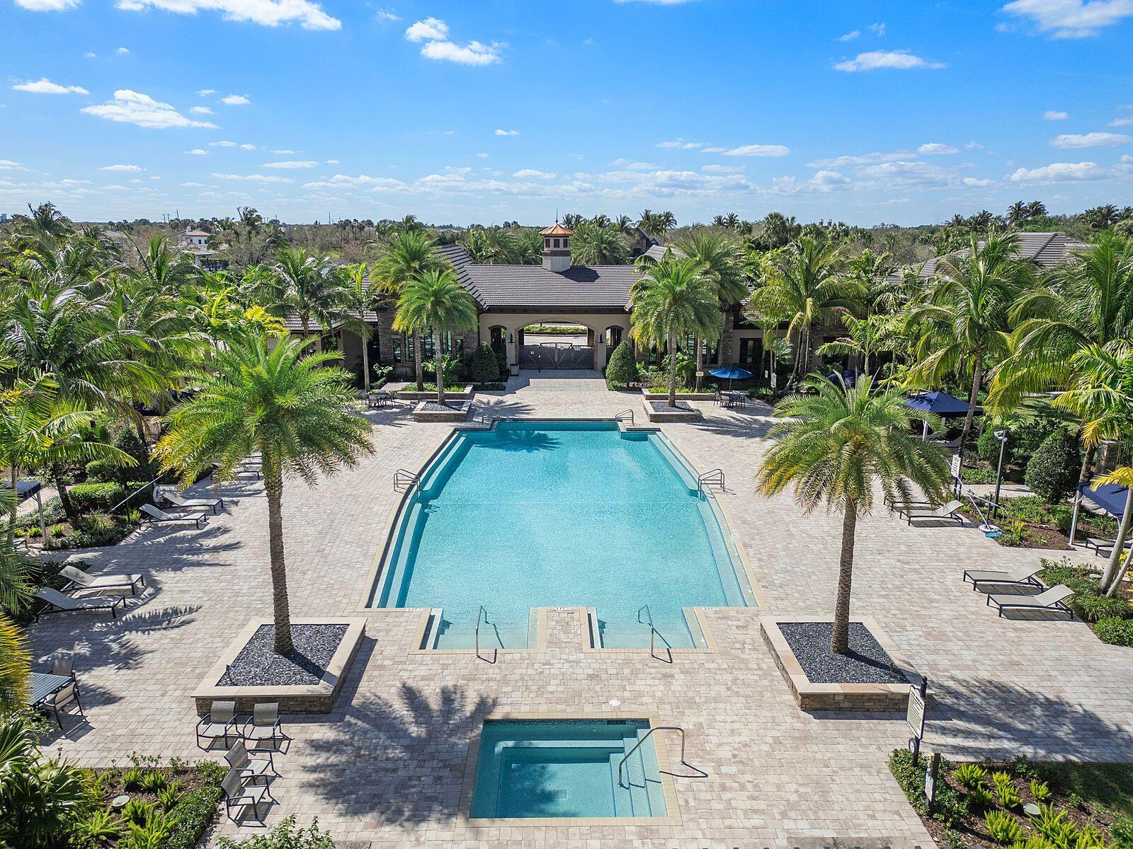 8723 Grand Prix Lane