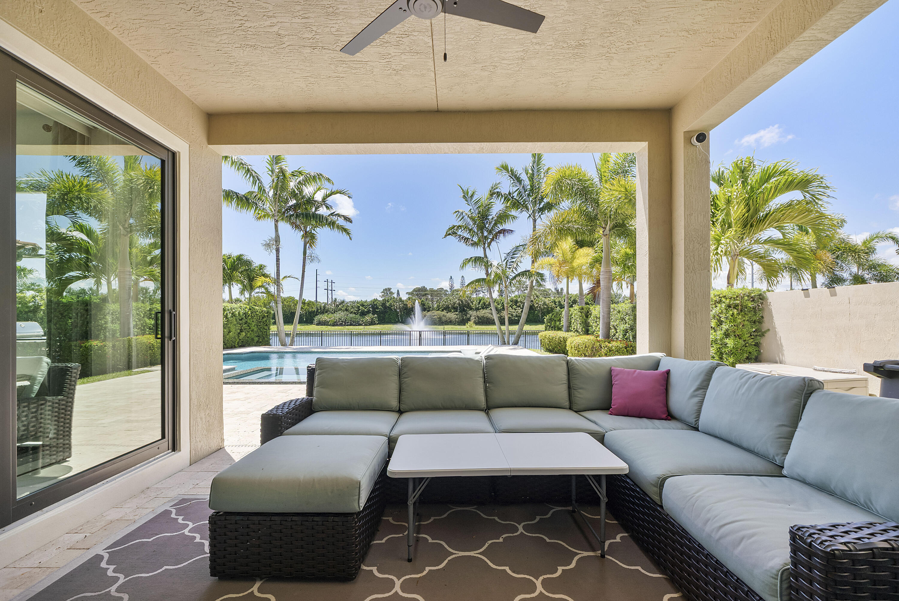 8723 Grand Prix Lane
