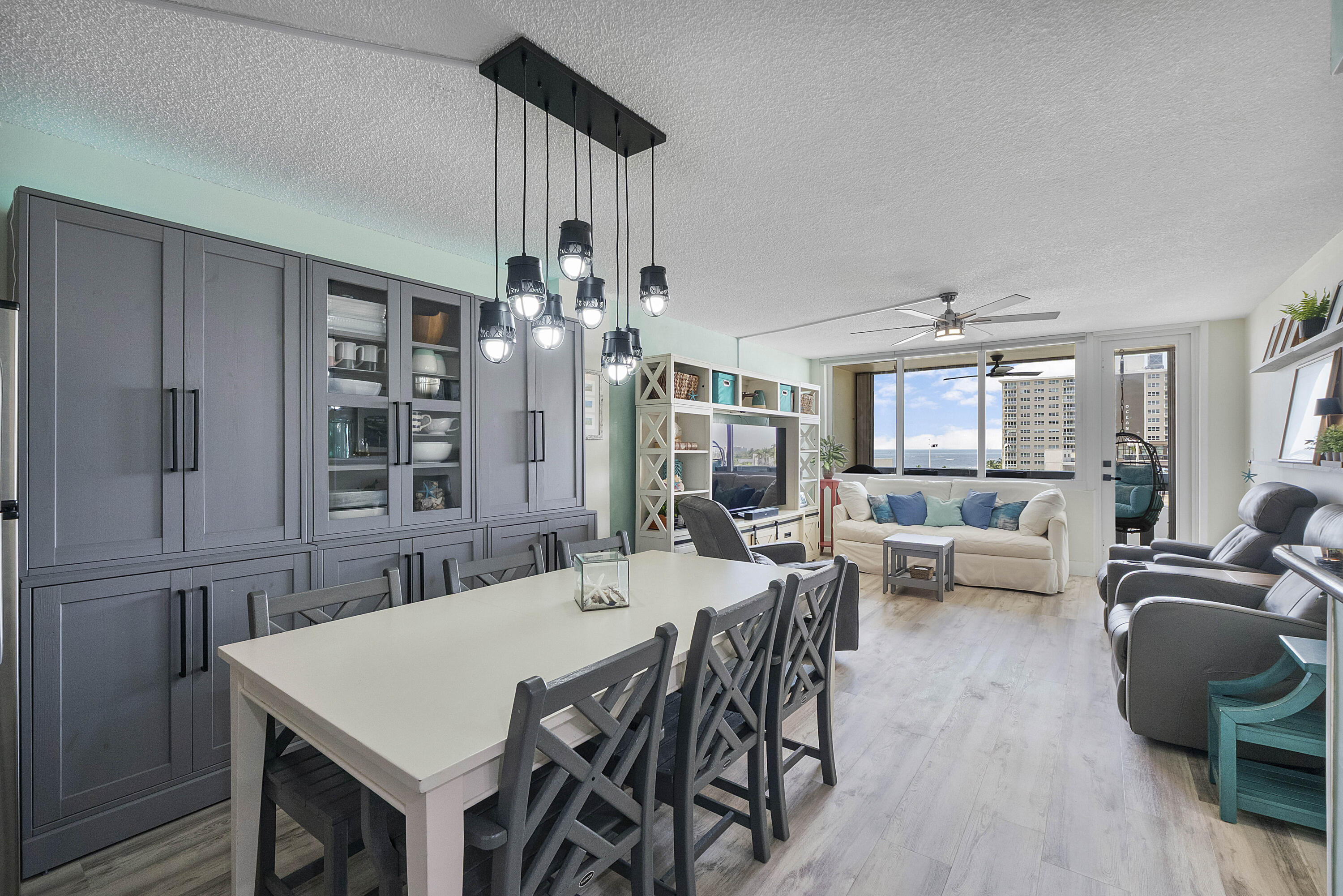 305 N POMPANO BEACH Boulevard Unit: 804
