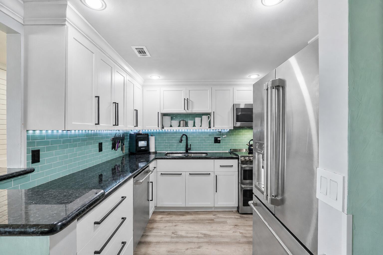 305 N POMPANO BEACH Boulevard Unit: 804
