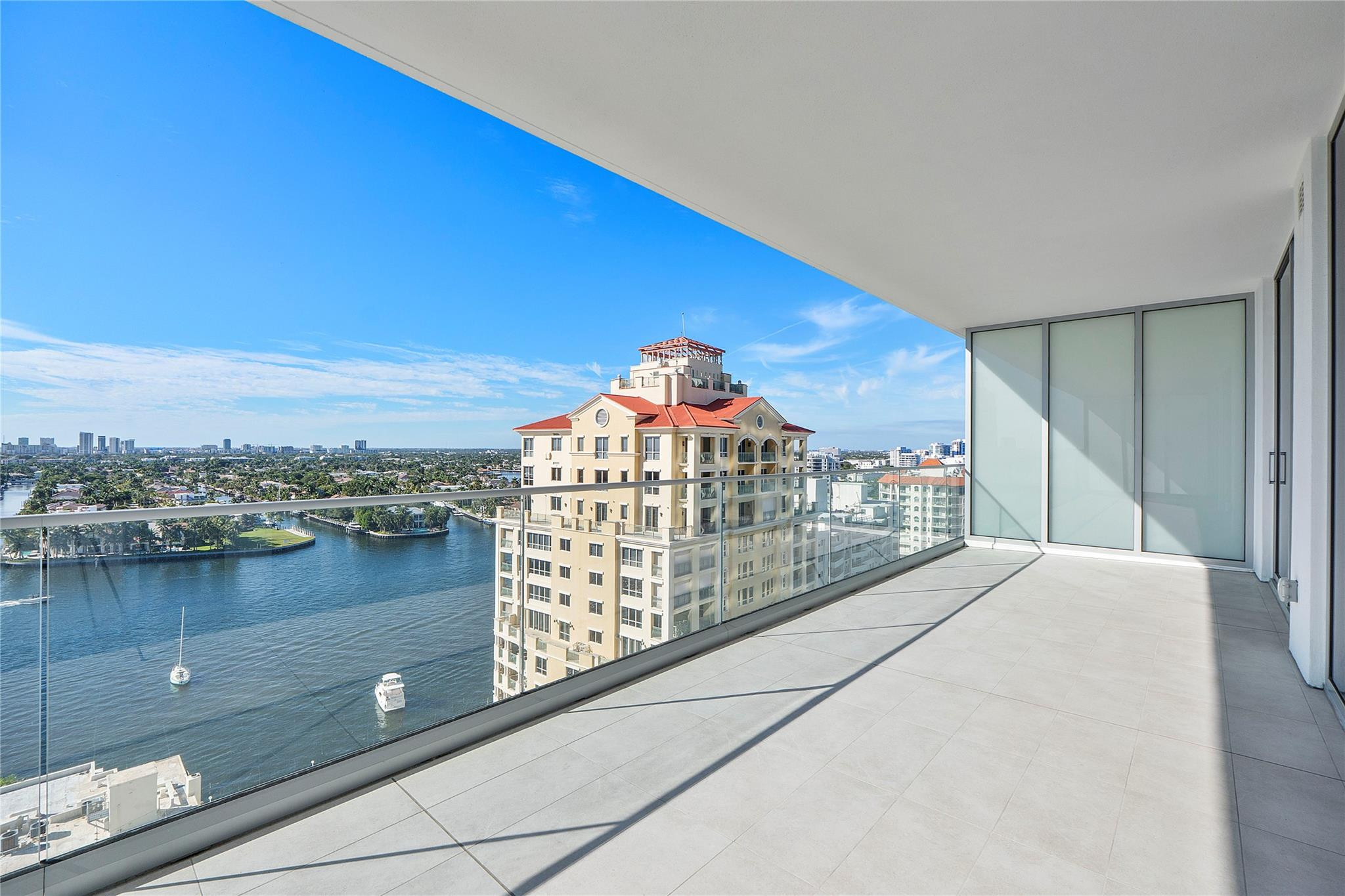 153 N Seabreeze Boulevard N 1803