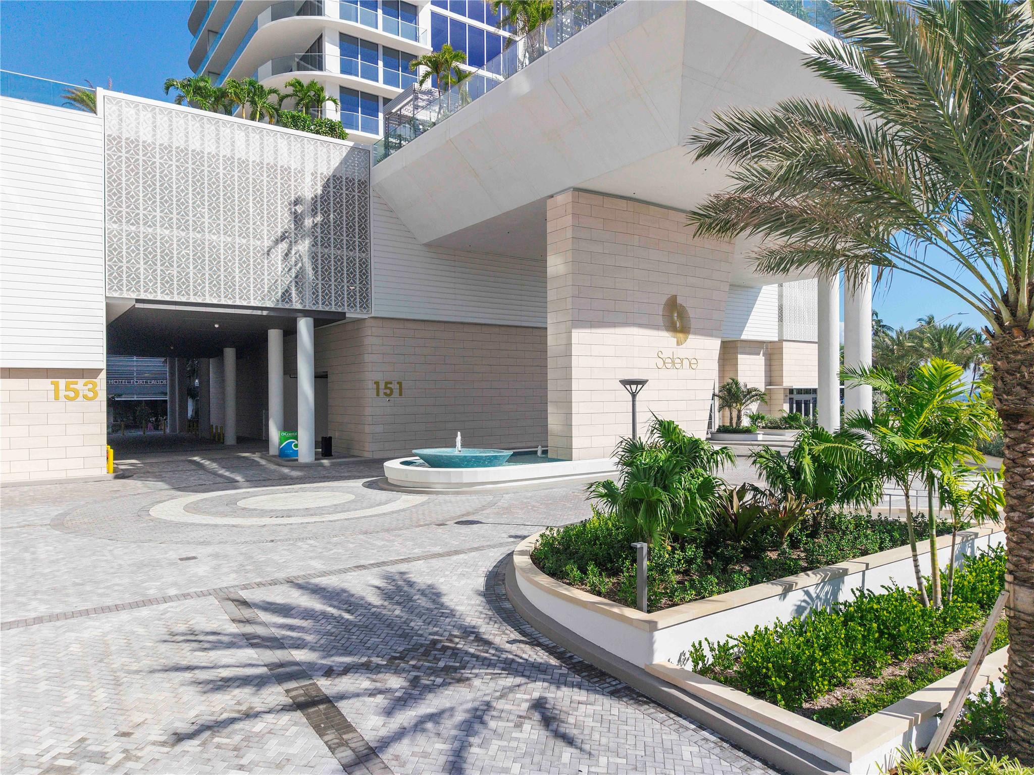 153 N Seabreeze Boulevard N 1803