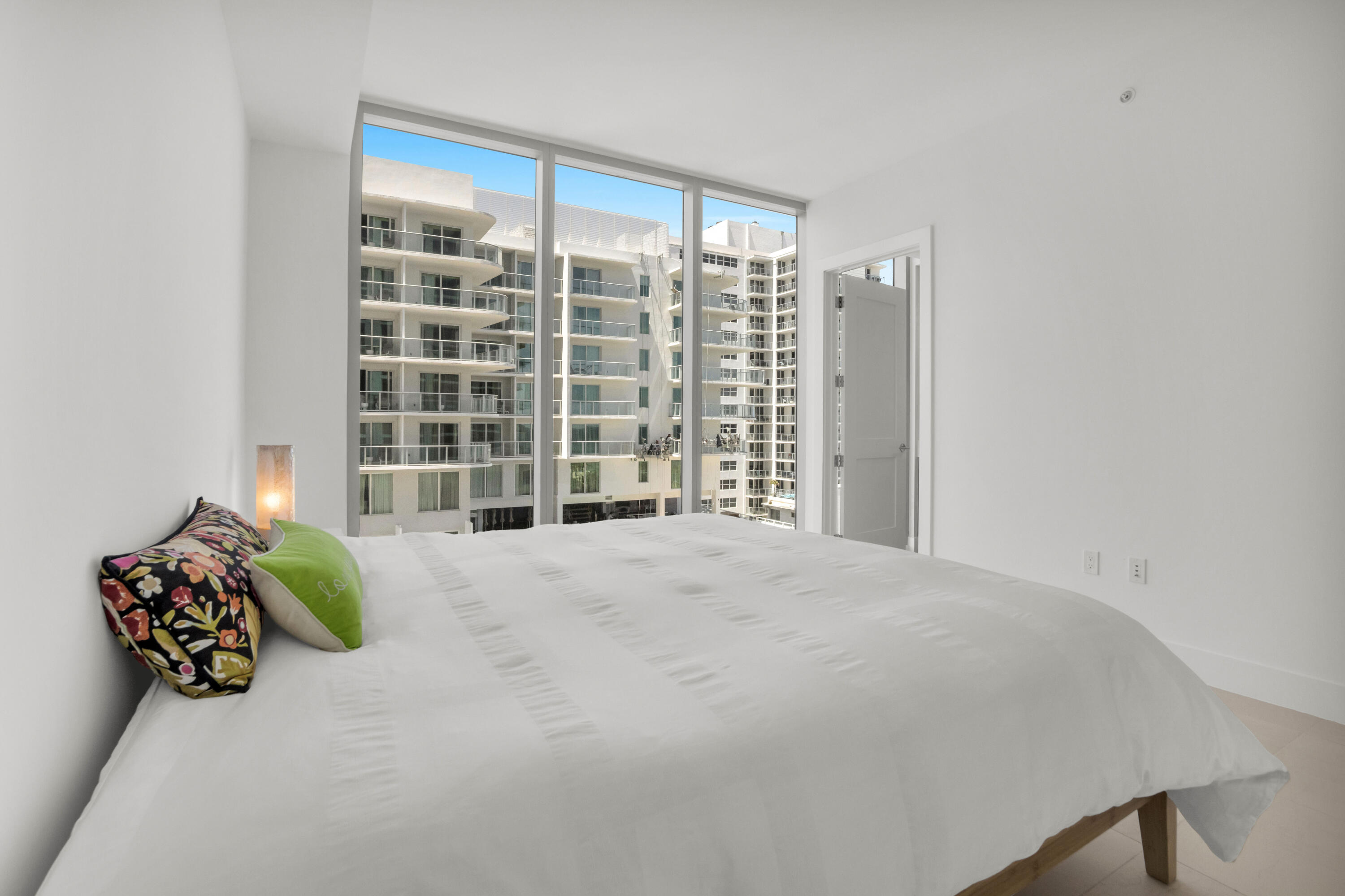 151 N Seabreeze Boulevard N Unit 504