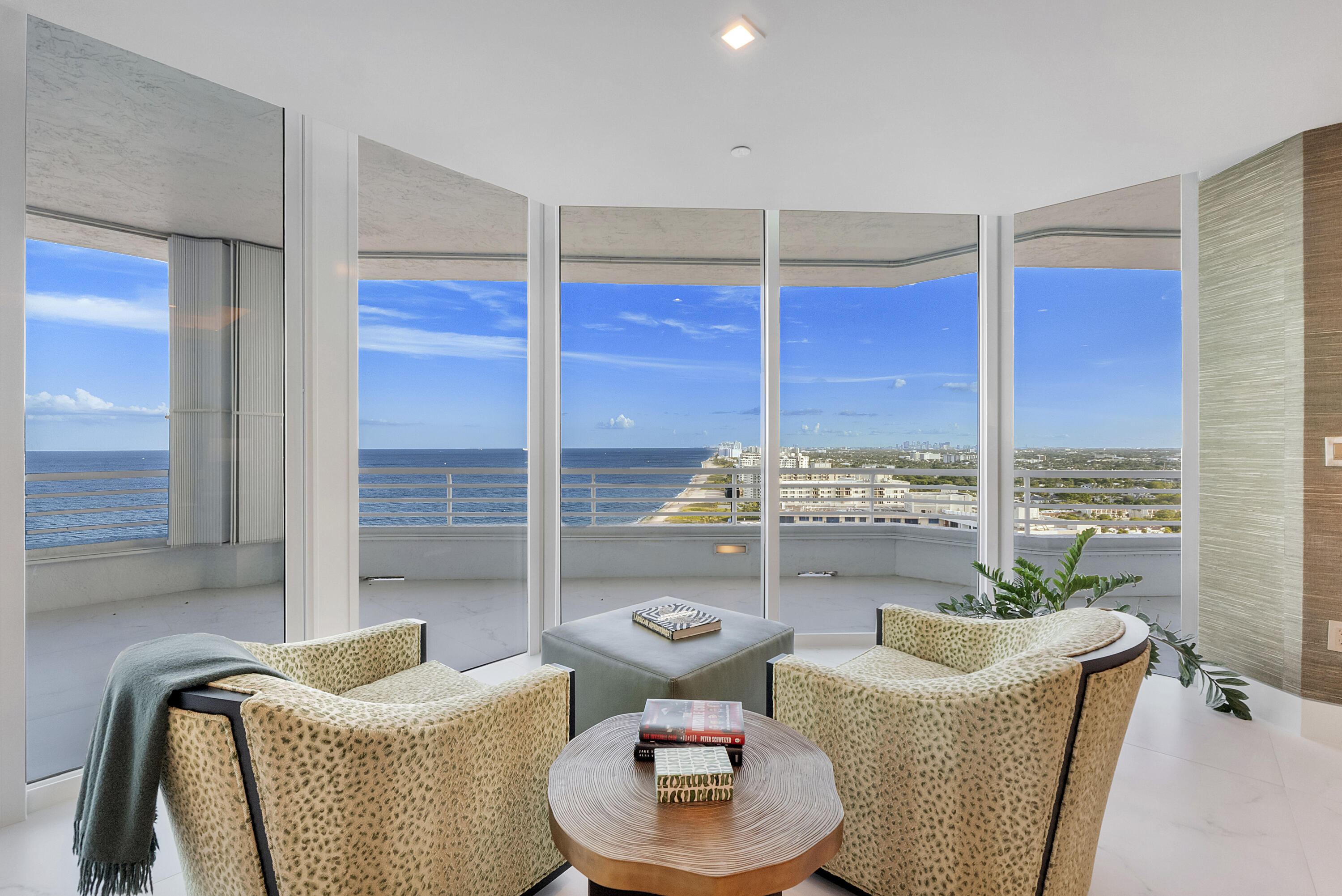 1700 S OCEAN Boulevard PHB, Lauderdale-By-The-Sea Unit: PHB