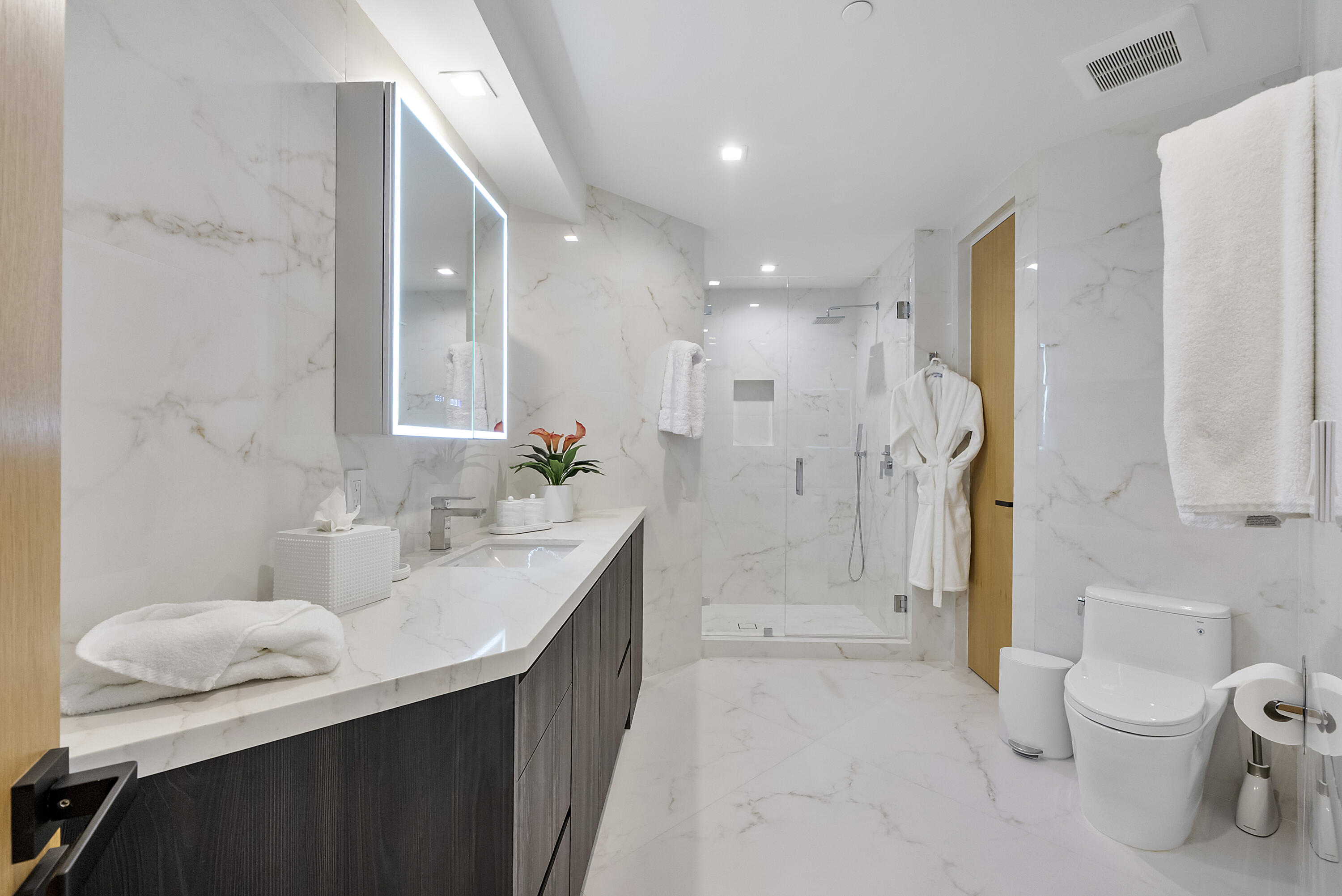 1700 S OCEAN Boulevard PHB, Lauderdale-By-The-Sea Unit: PHB
