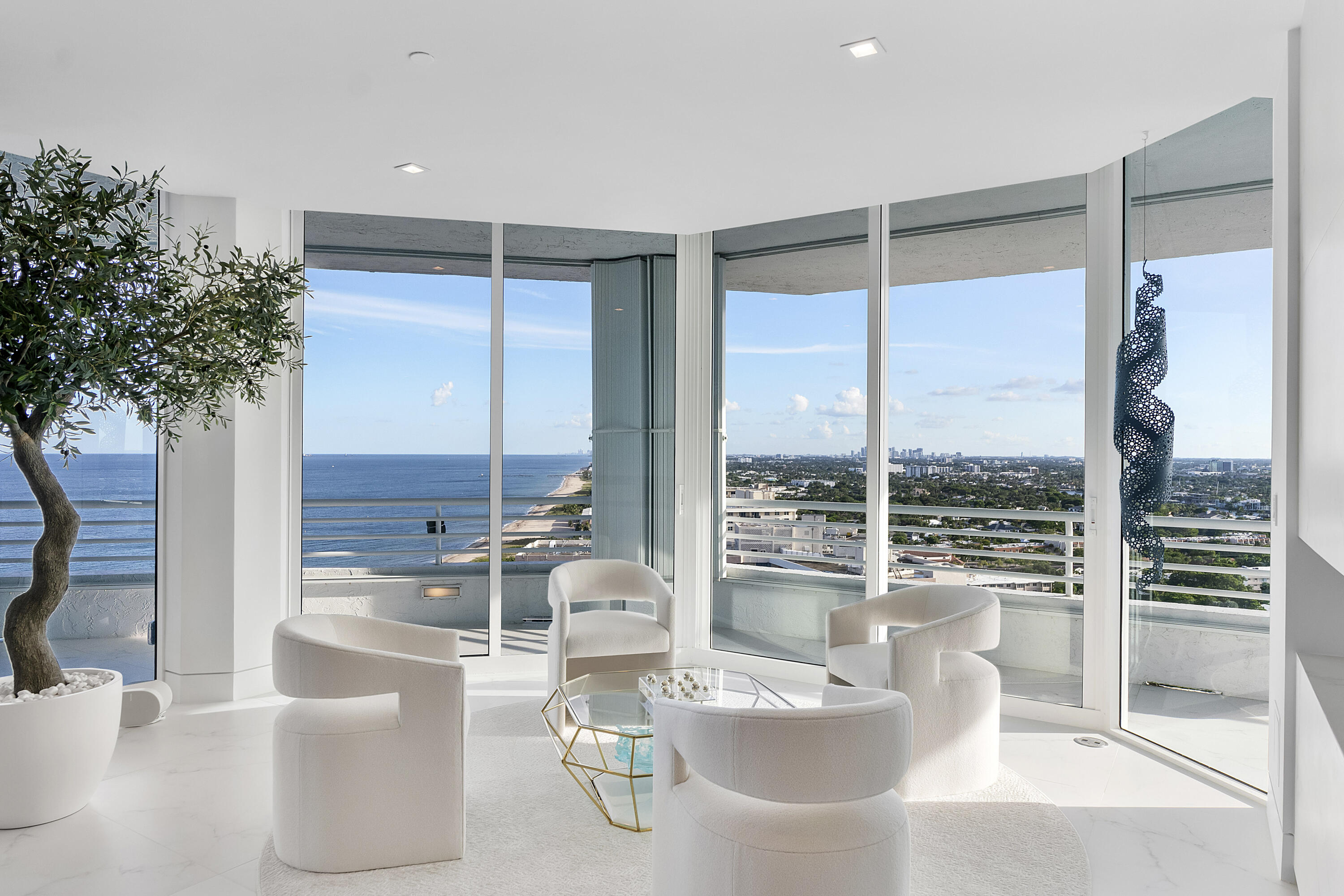 1700 S OCEAN Boulevard PHB, Lauderdale-By-The-Sea Unit: PHB