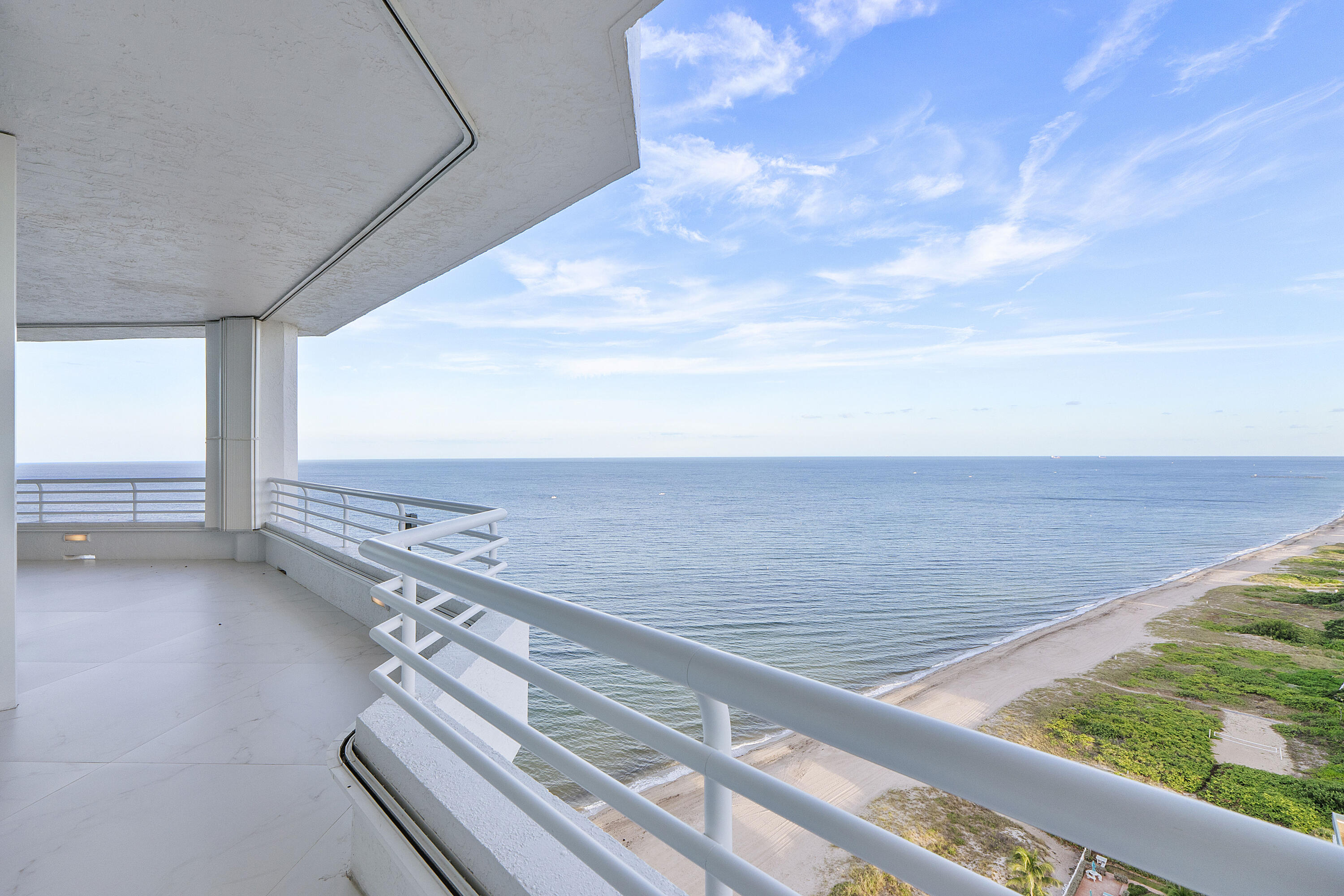 1700 S OCEAN Boulevard PHB, Lauderdale-By-The-Sea Unit: PHB