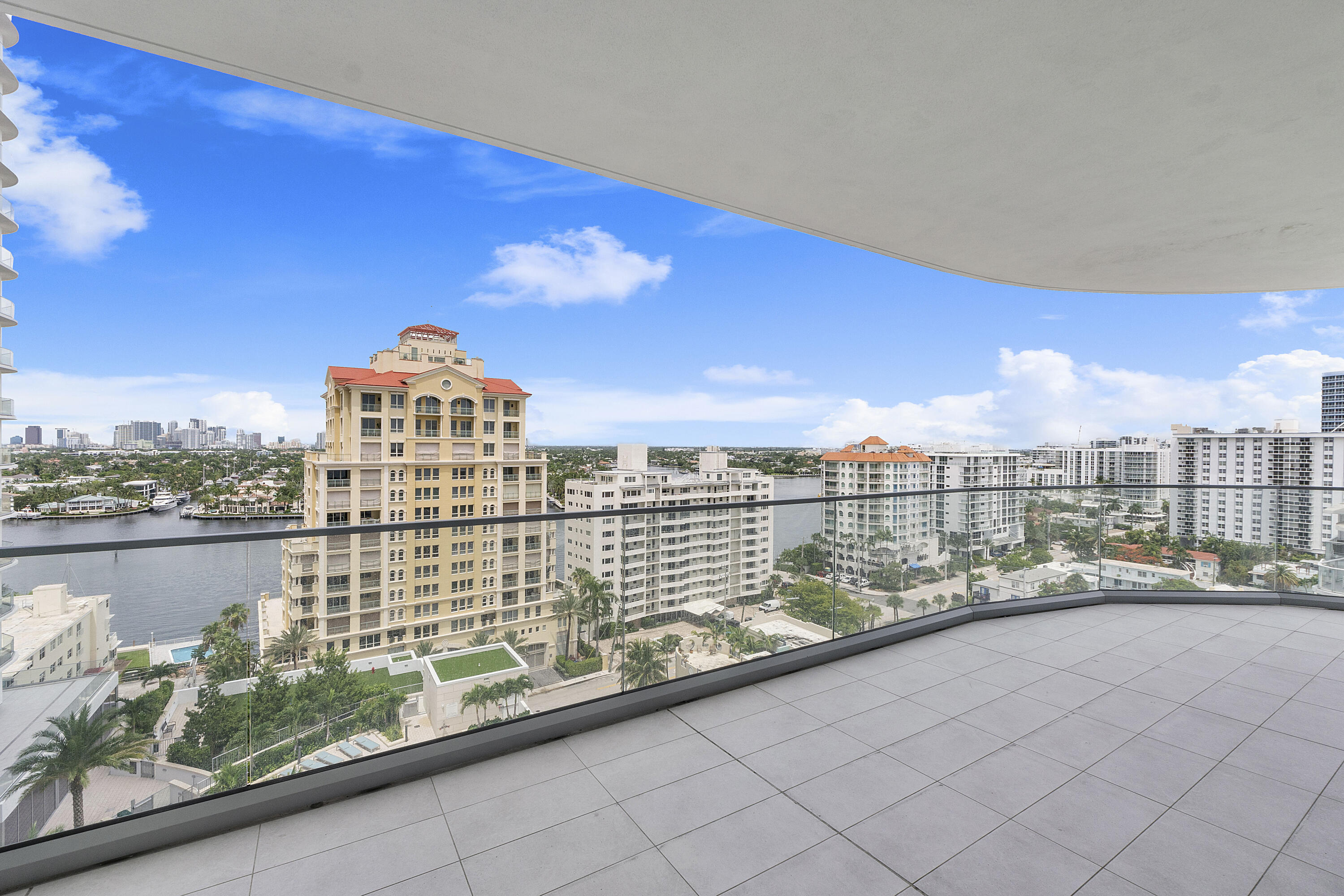 151 N Seabreeze Boulevard 1003