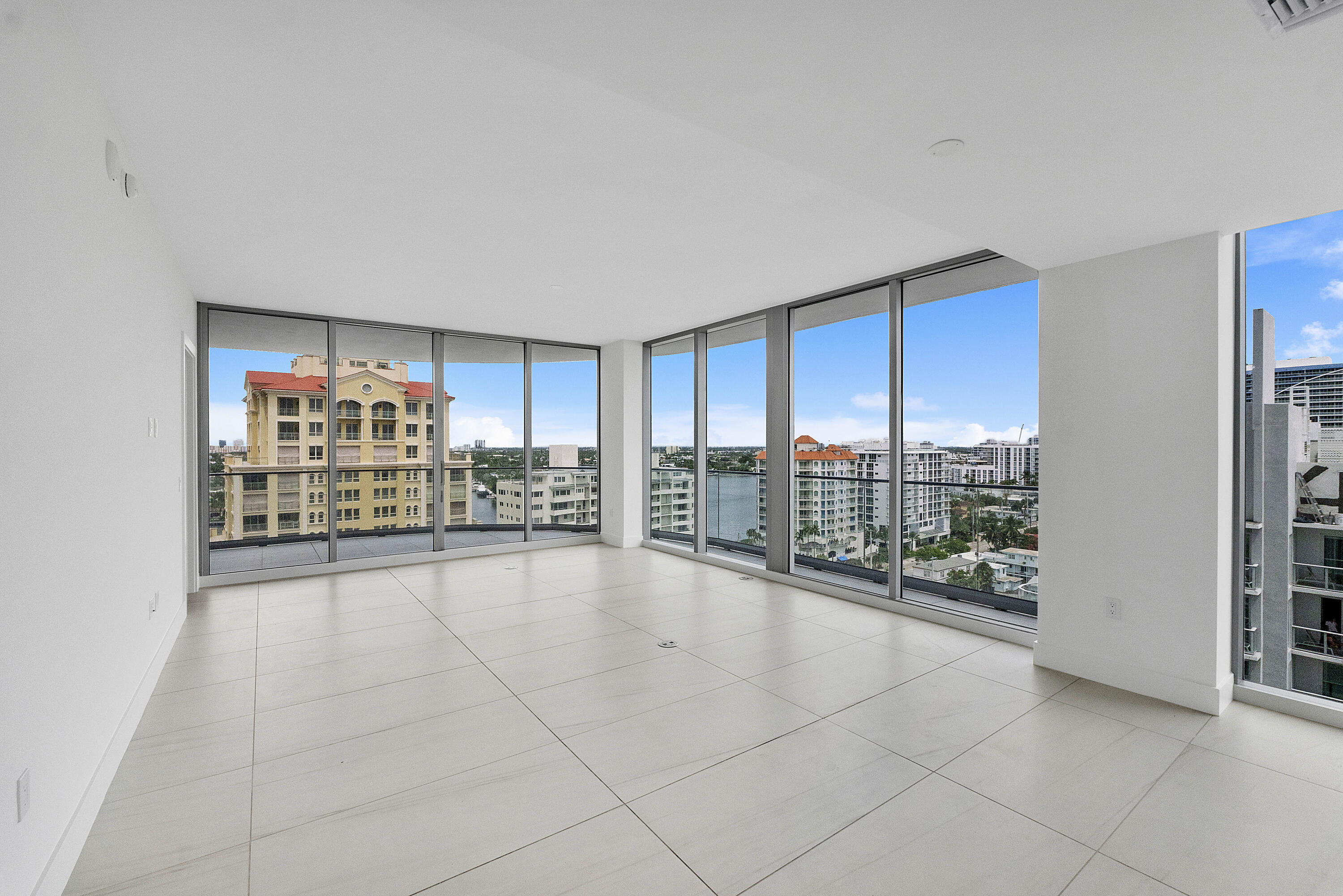 151 N Seabreeze Boulevard 1003