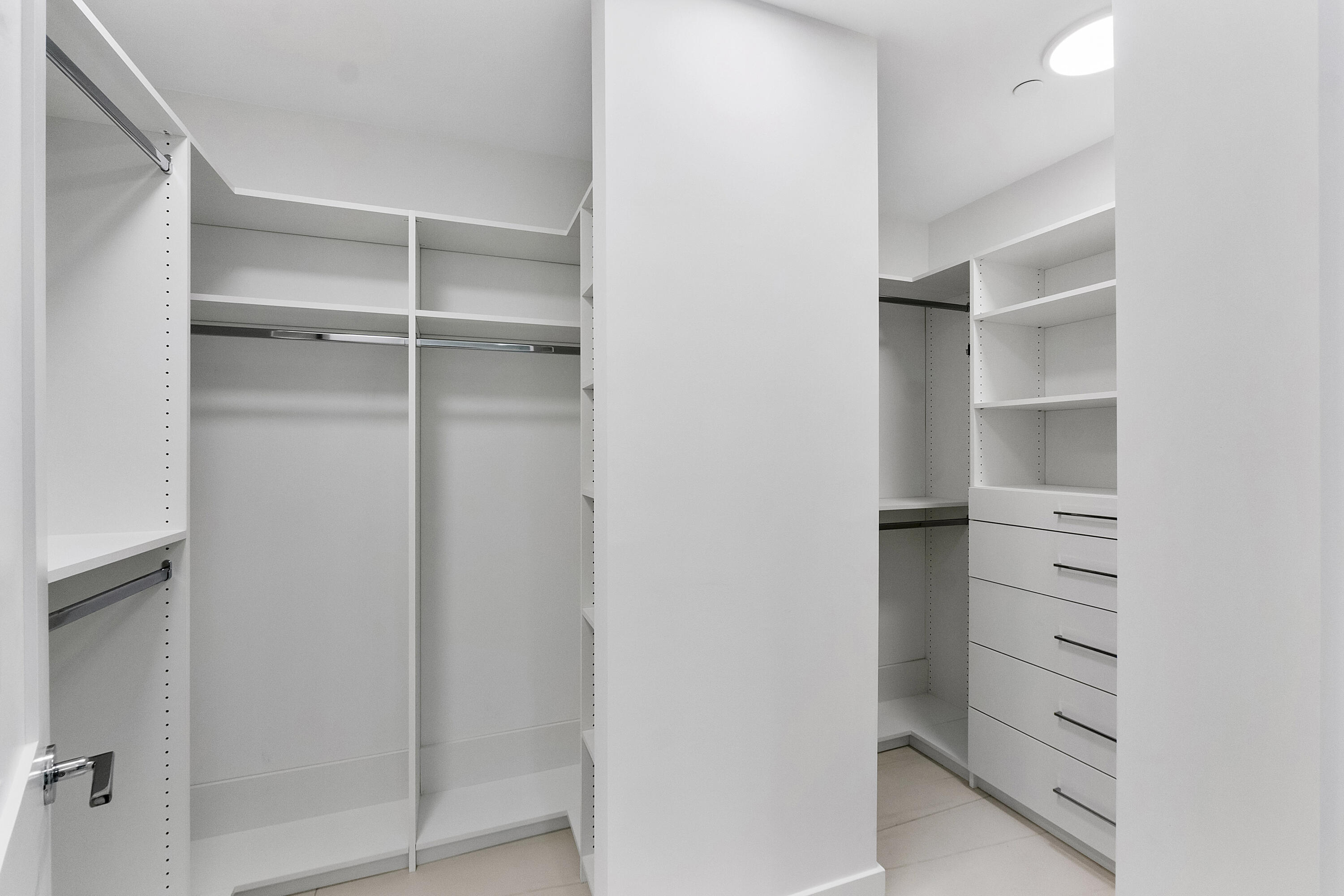 151 N Seabreeze Boulevard 1003