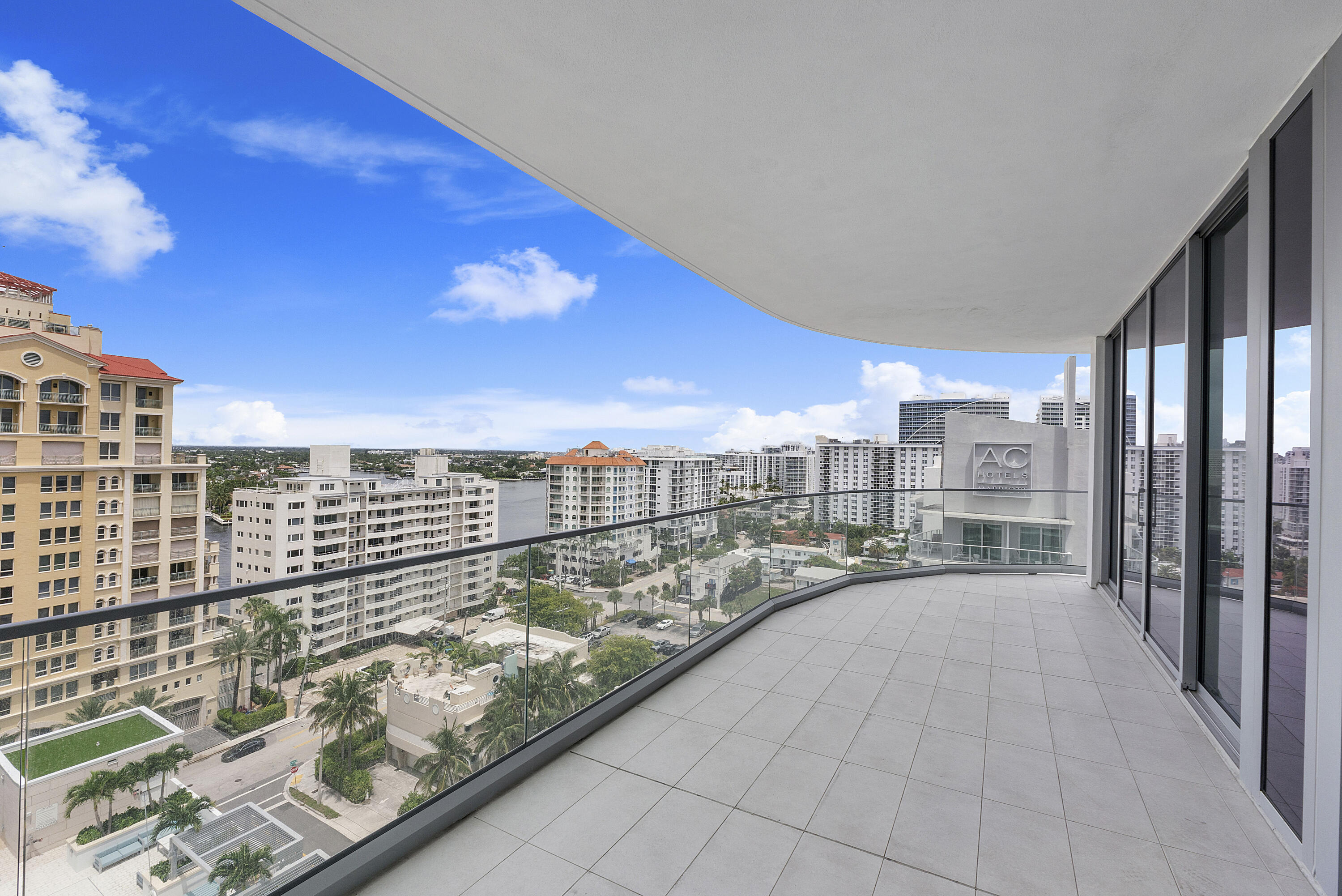 151 N Seabreeze Boulevard 1003