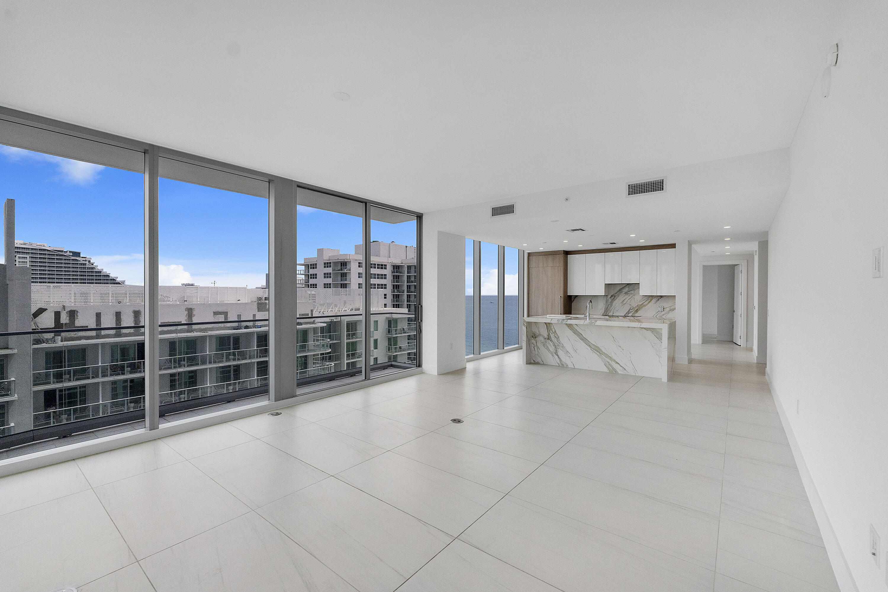 151 N Seabreeze Boulevard 1003