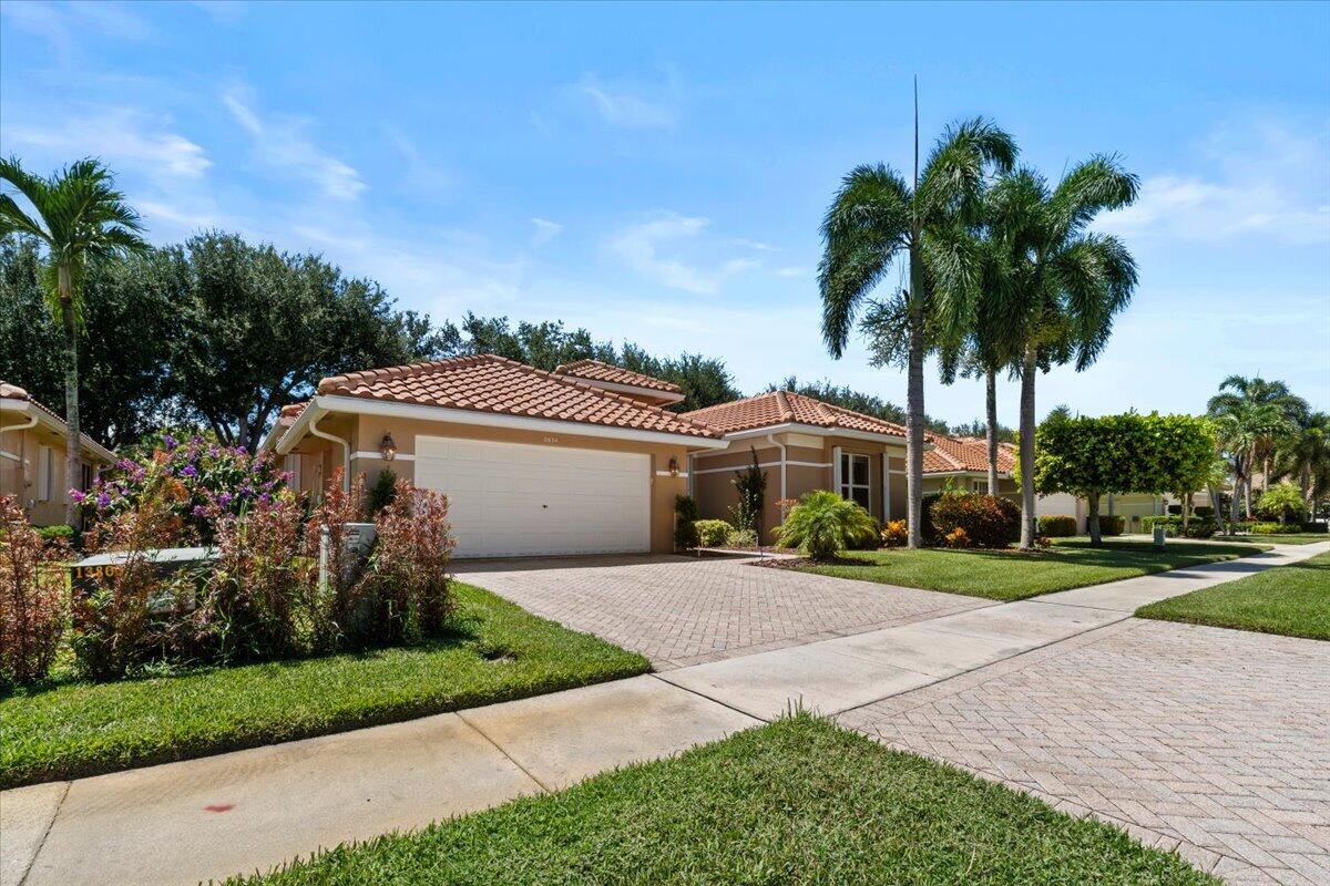 6634 Jog Palm Drive