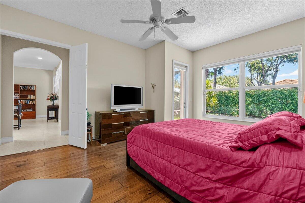 6634 Jog Palm Drive