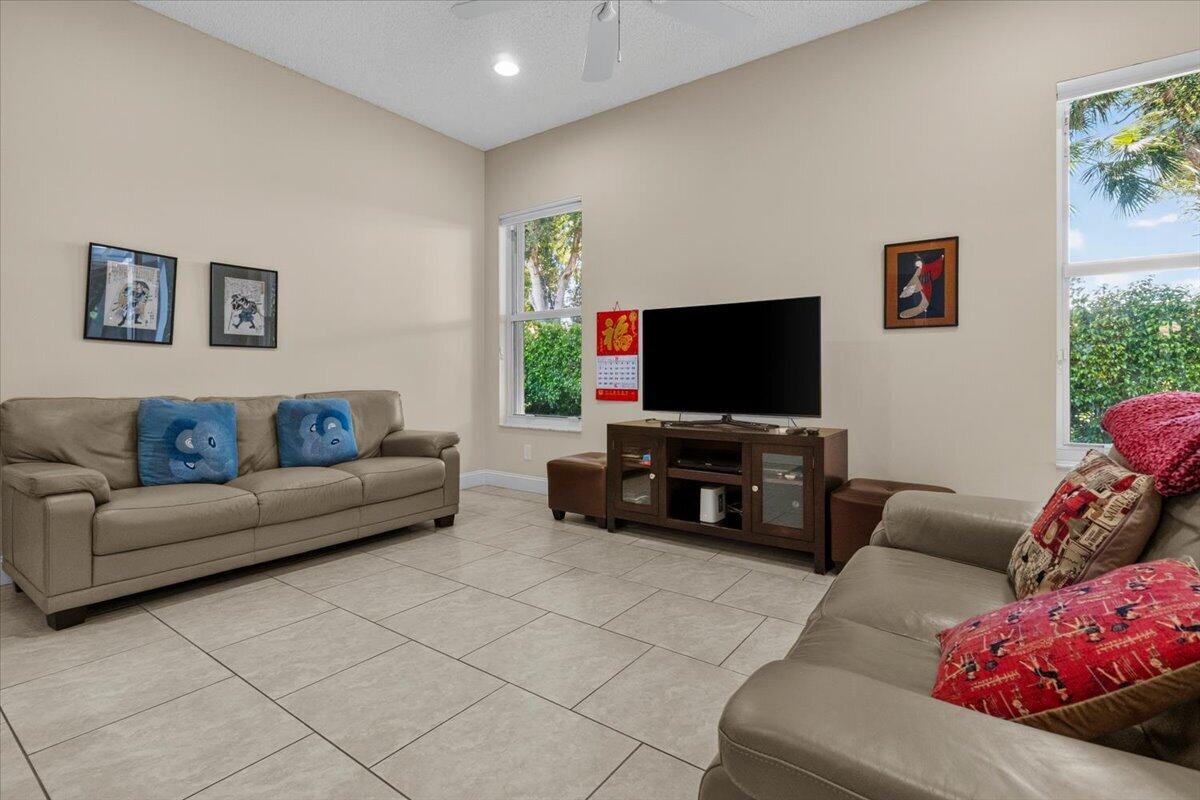 6634 Jog Palm Drive