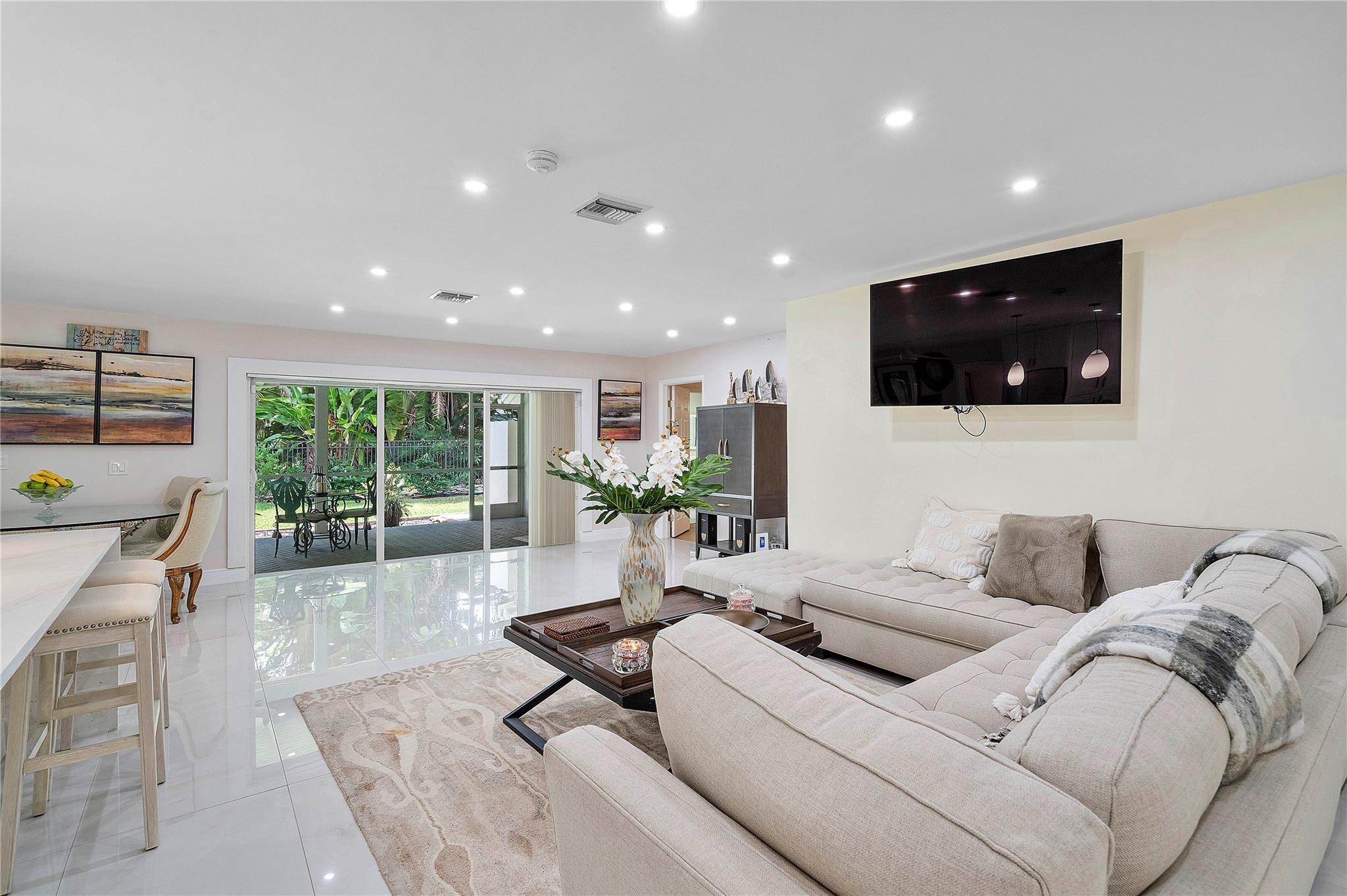 10209 Vestal Court