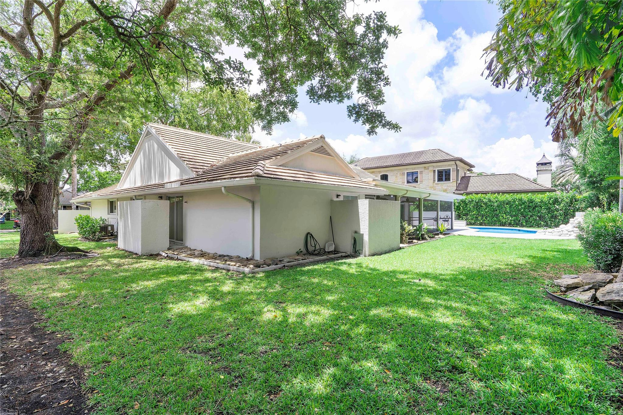 10209 Vestal Court