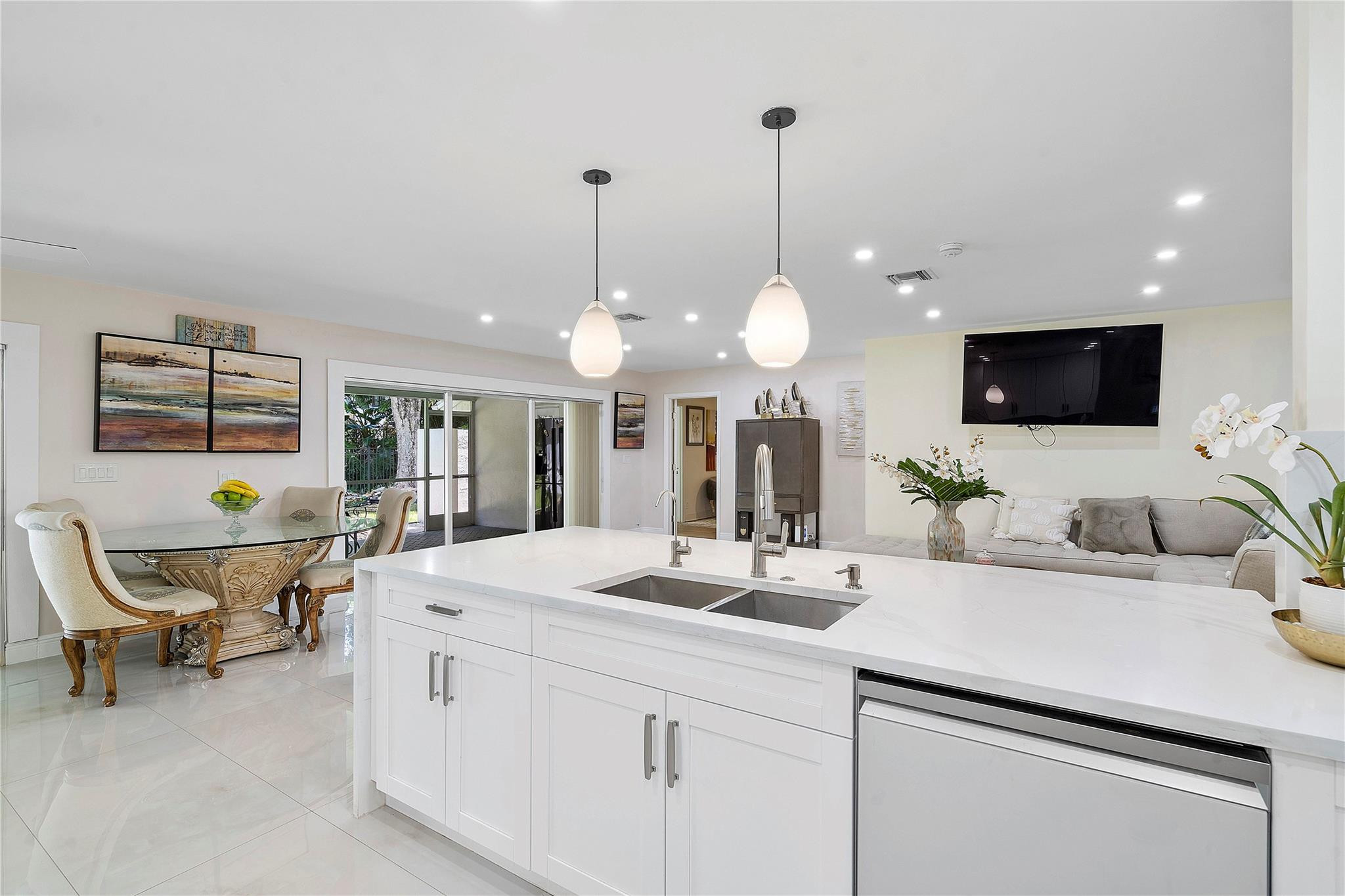 10209 Vestal Court