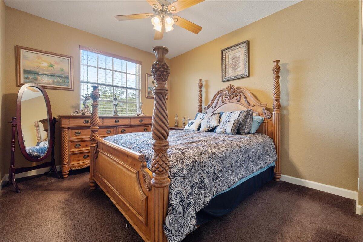 12390 NW 78TH Manor