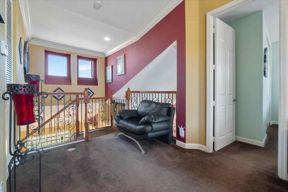 12390 NW 78TH Manor