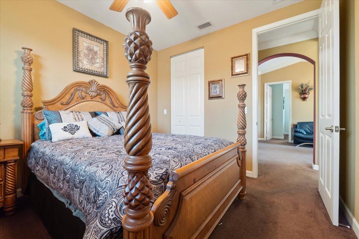 12390 NW 78TH Manor
