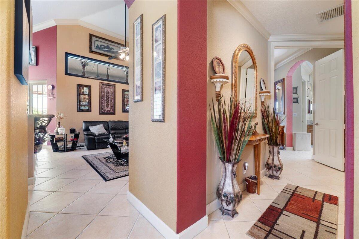 12390 NW 78TH Manor